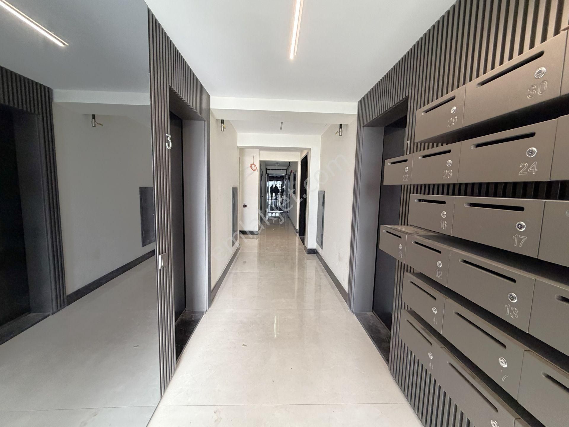 Bostanlı Sahilde Panoramik Deniz Manzaralı Satılık 3+1 Daire - Görsel 6