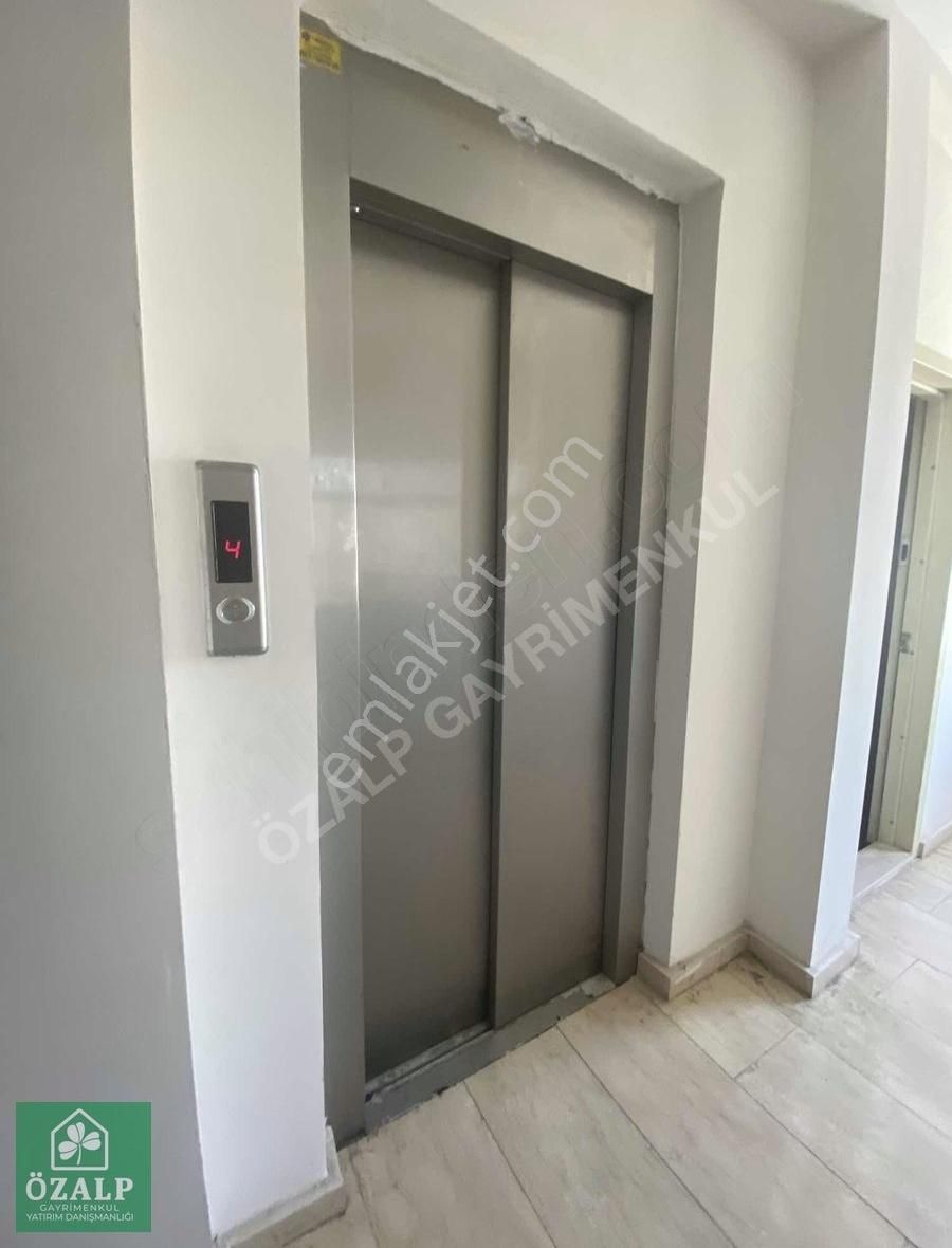 Menderes Mah.gmk Bulvarı Üzeri 2+1 Satılık Ofis - Görsel 3