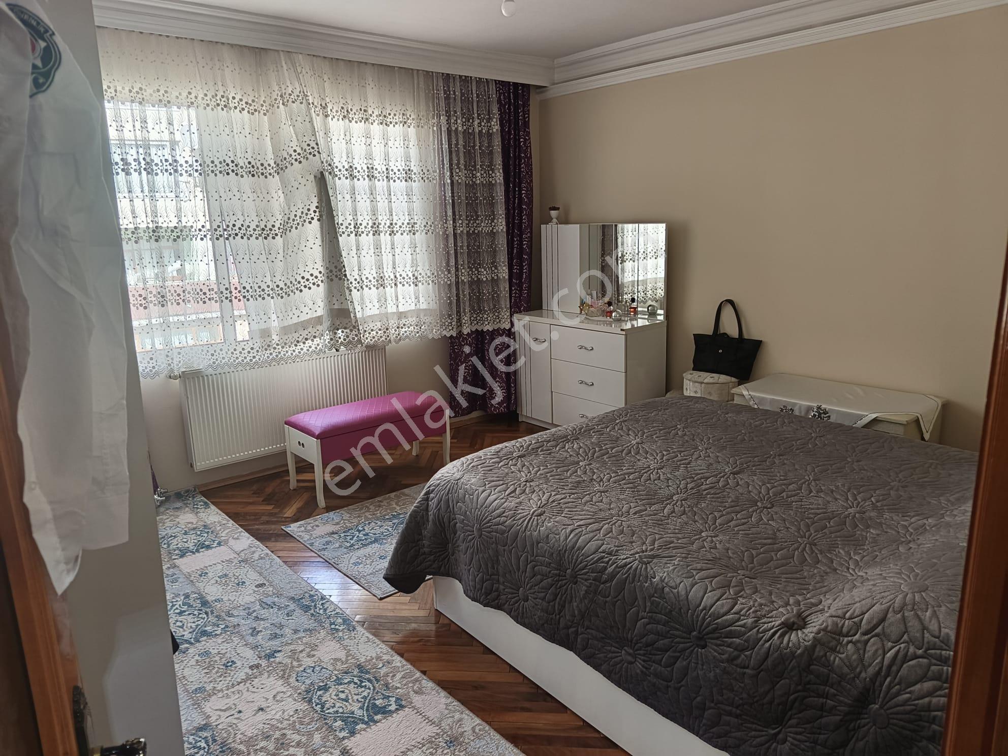 Kaçmaz Emlak'tan Derince Merkezde Kiralık 3+1 Daire - Görsel 2