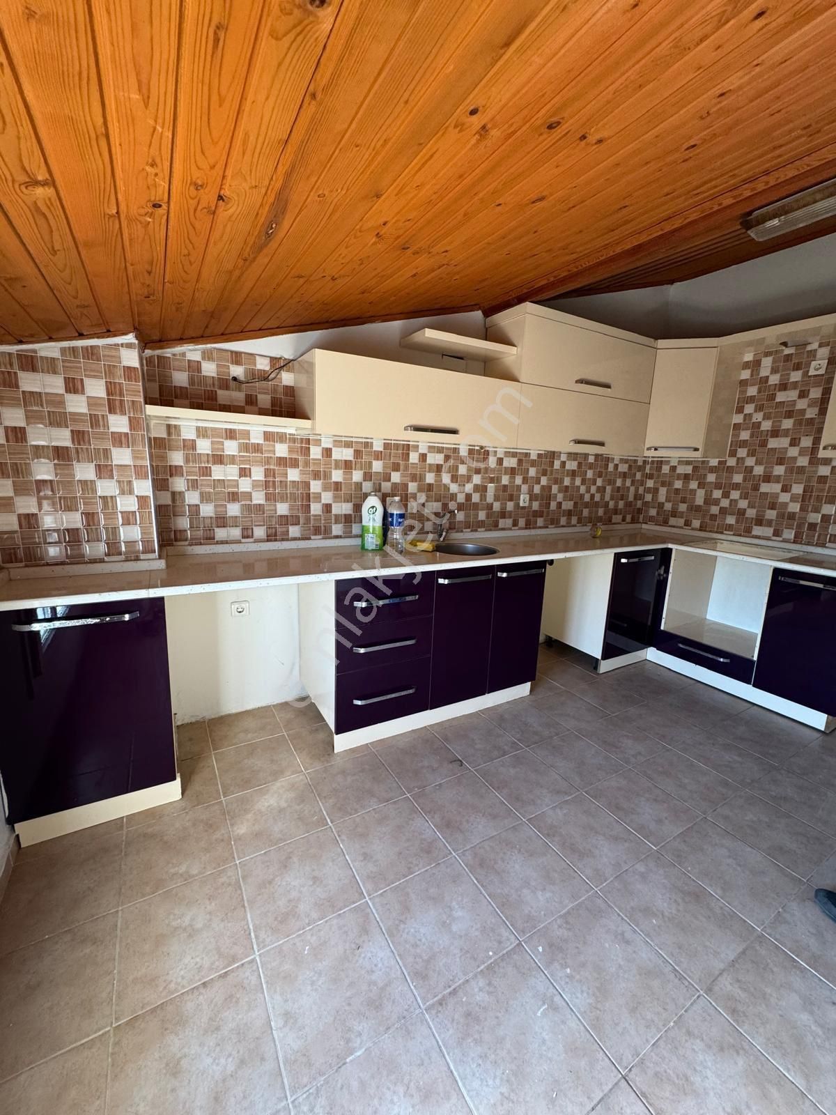 Kuşçularda 3+1 Kiralık Çatı Katı Daire - Görsel 2
