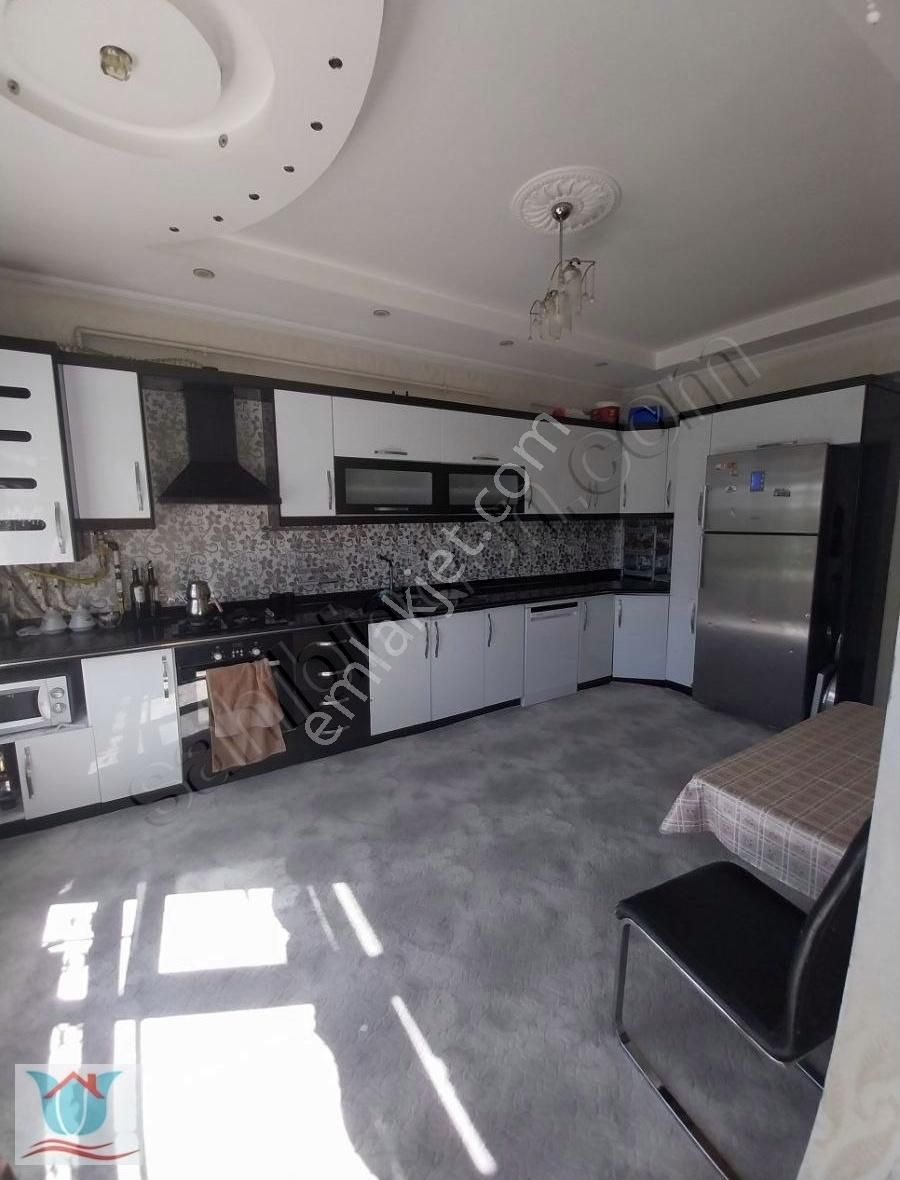 Gazikent Merkezde Kapalı Teraslı Geniş Daire - Görsel 6