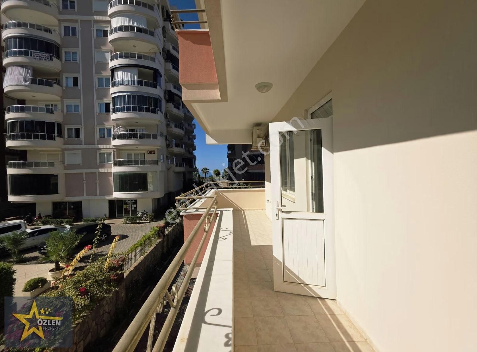 Denize Sıfır 3+1 Satılık Daire Alanya Mahmutlar - Görsel 15