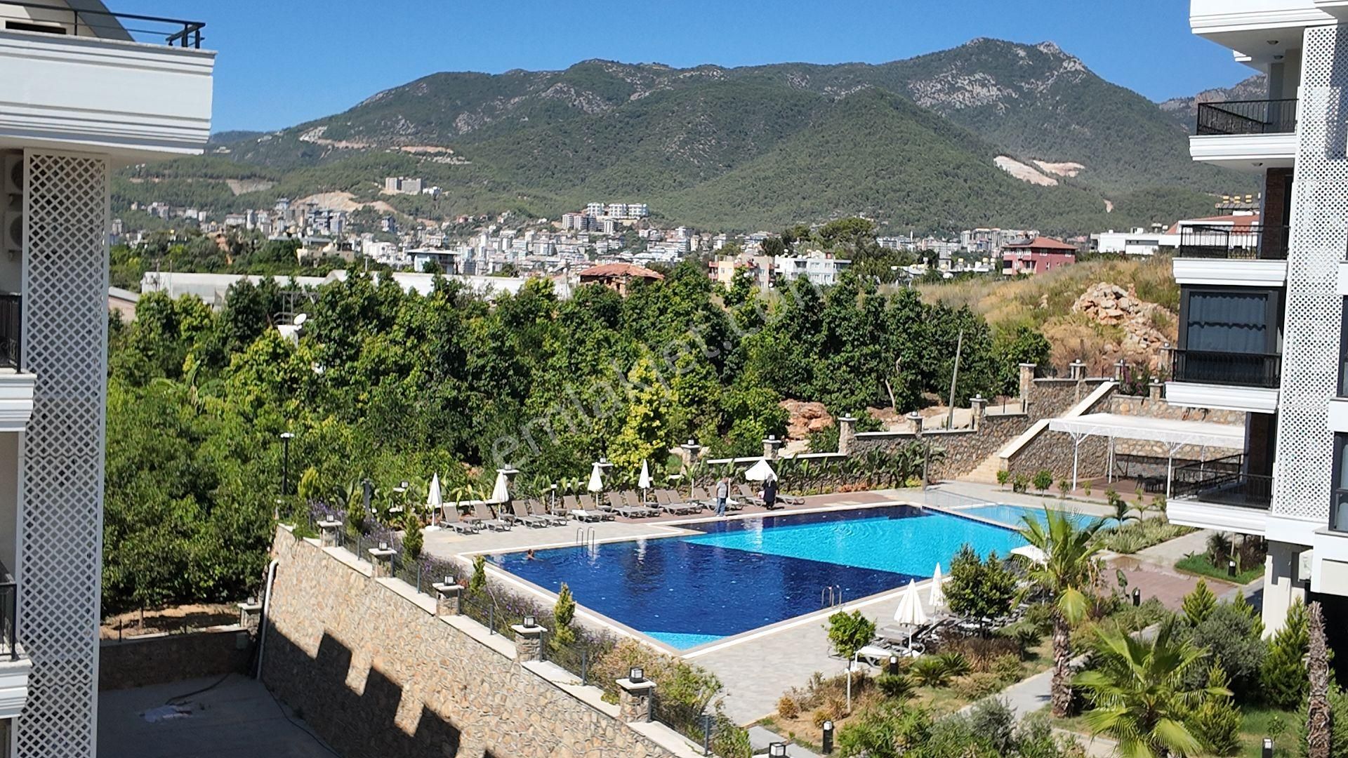 Alanya Oba'da Satılık Havuzlu Sitede Eşyalı 2+1 Daire - Görsel 14