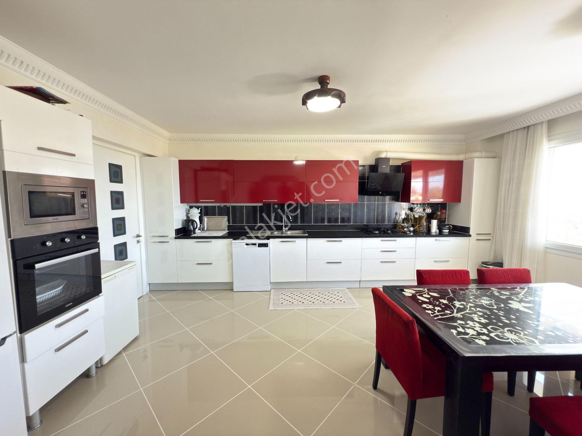 Bayraklıdede Mah. Satılık Deniz Manzaralı İş Yeri - Görsel 13