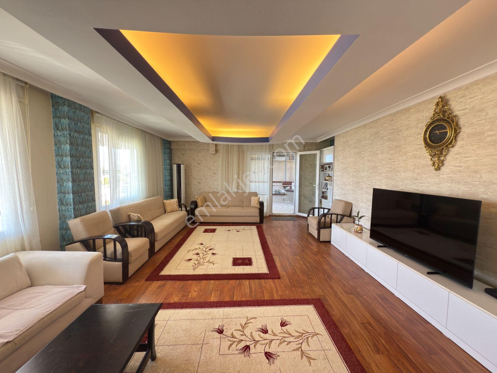 Bayraklıdede Mah. Satılık Deniz Manzaralı İş Yeri - Görsel 7