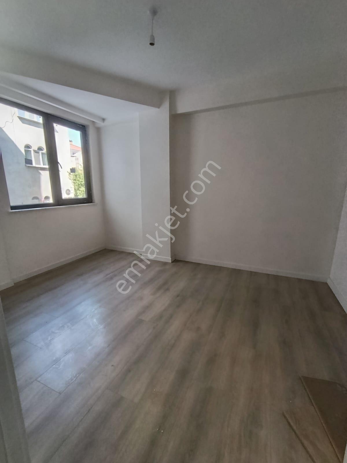 Çamlıca Mahallesinde 2+1 Özel Garajlı Satılık Daire - Görsel 4