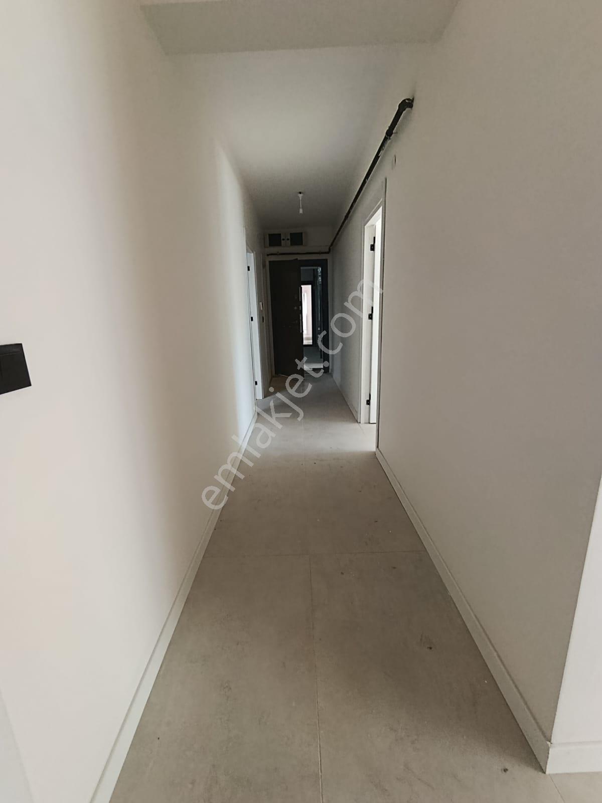 Çamlıca Mahallesinde 2+1 Özel Garajlı Satılık Daire - Görsel 10