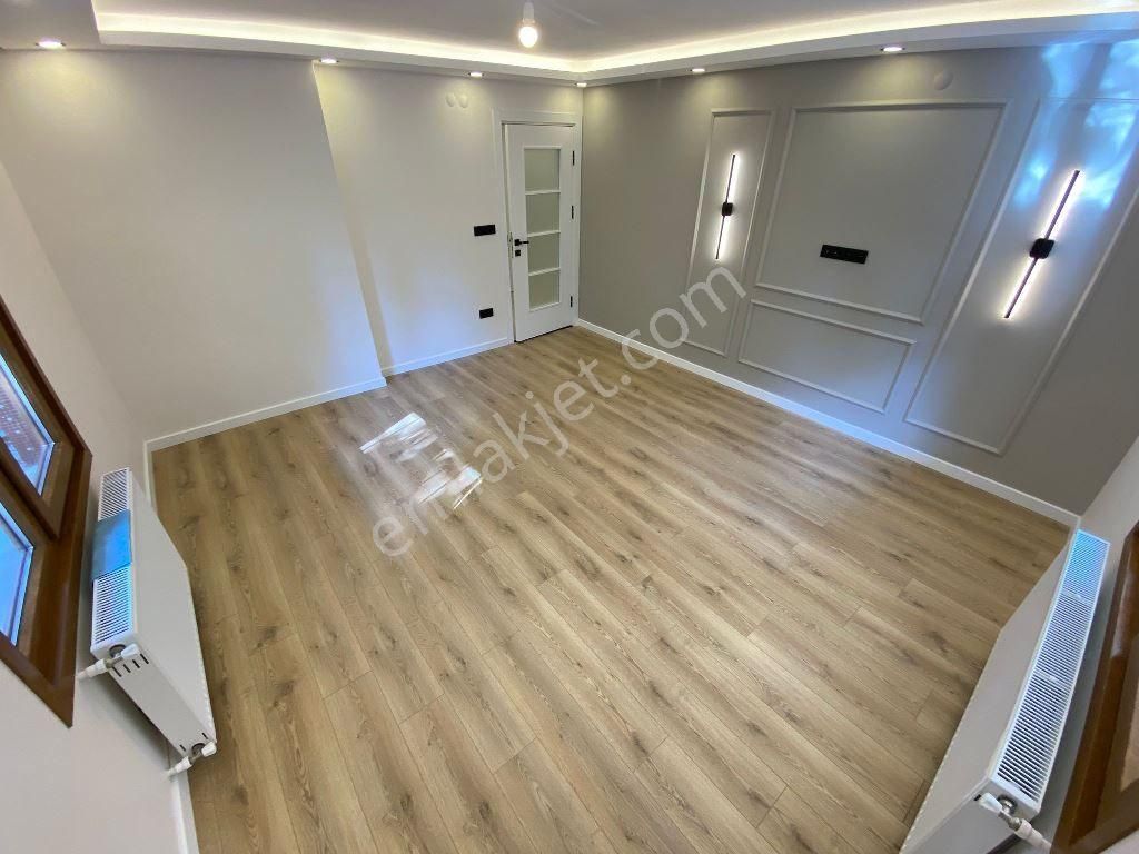 Kaçmaz'dan İdealtepe Sahilde Ayrı Mutfaklı & Balkonlu 75m² 1+1! - Görsel 5