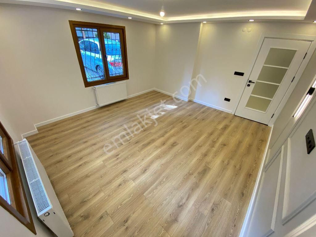 Kaçmaz'dan İdealtepe Sahilde Ayrı Mutfaklı & Balkonlu 75m² 1+1! - Görsel 24