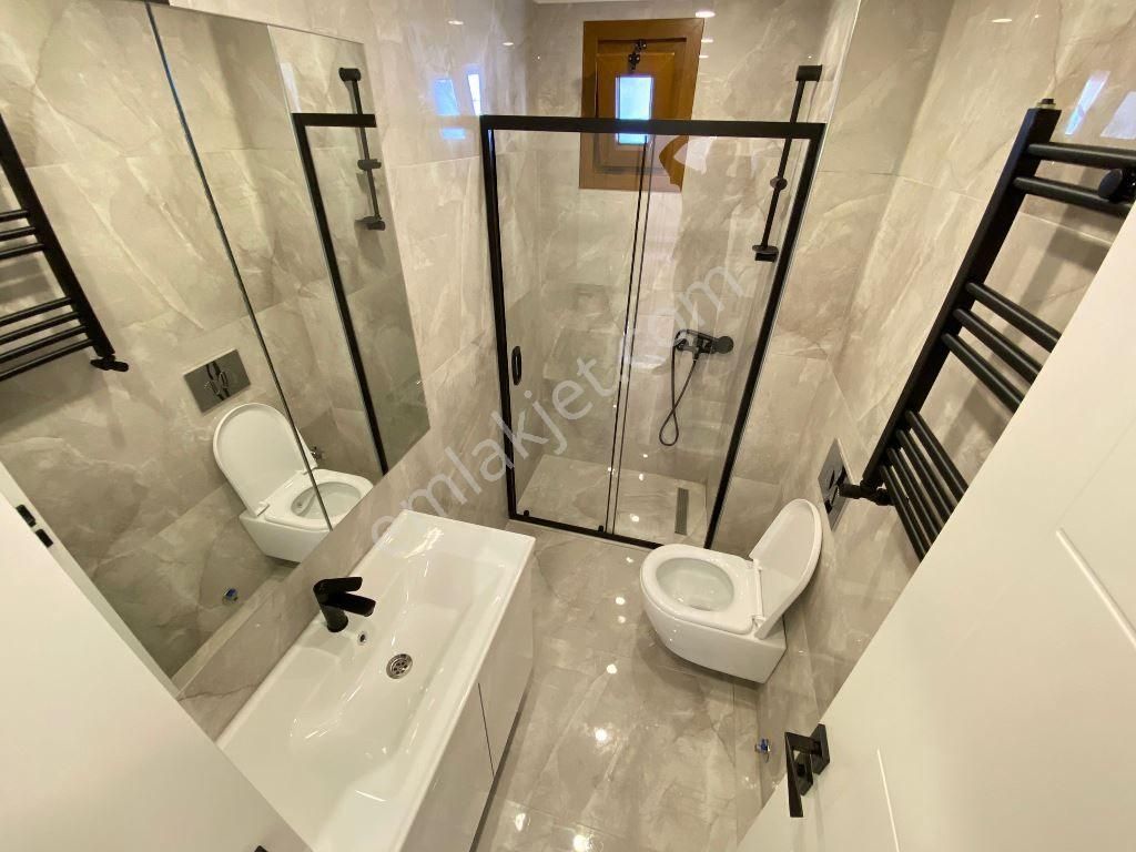 Kaçmaz'dan İdealtepe Sahilde Ayrı Mutfaklı & Balkonlu 75m² 1+1! - Görsel 33