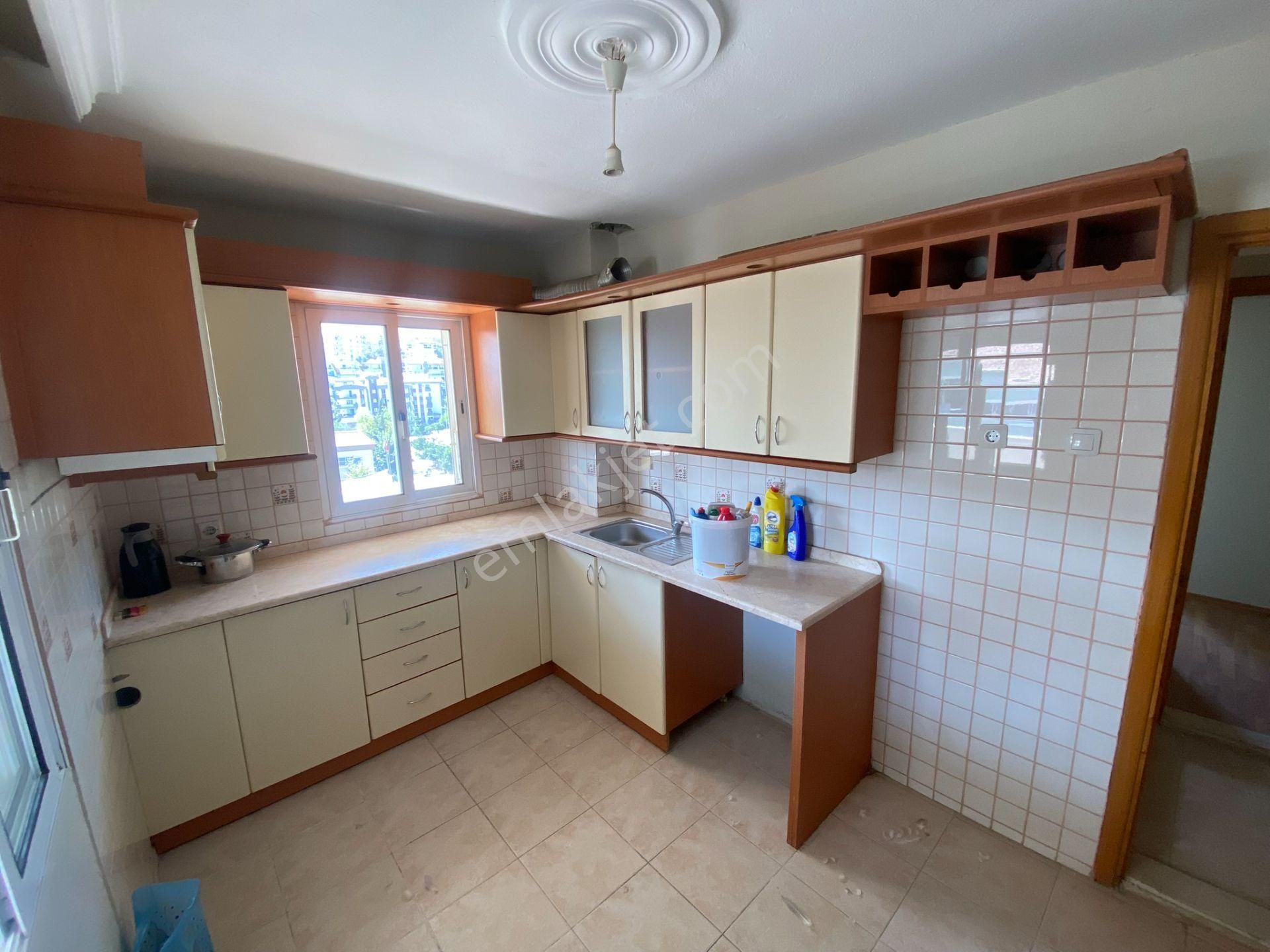 Kuşadası Kadınlar Denizi Mahallesinde 3+1 Satılık Daire - Görsel 19