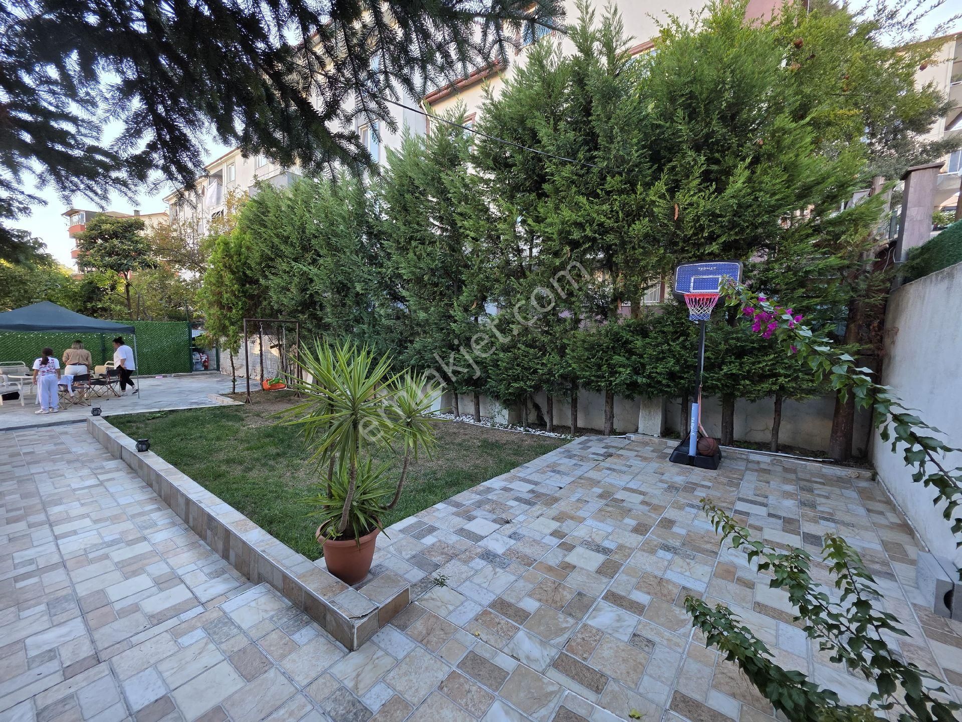 Bahçe İçerisinde İki Katlı Müstakil Ev, E5'e Yakın - Görsel 4