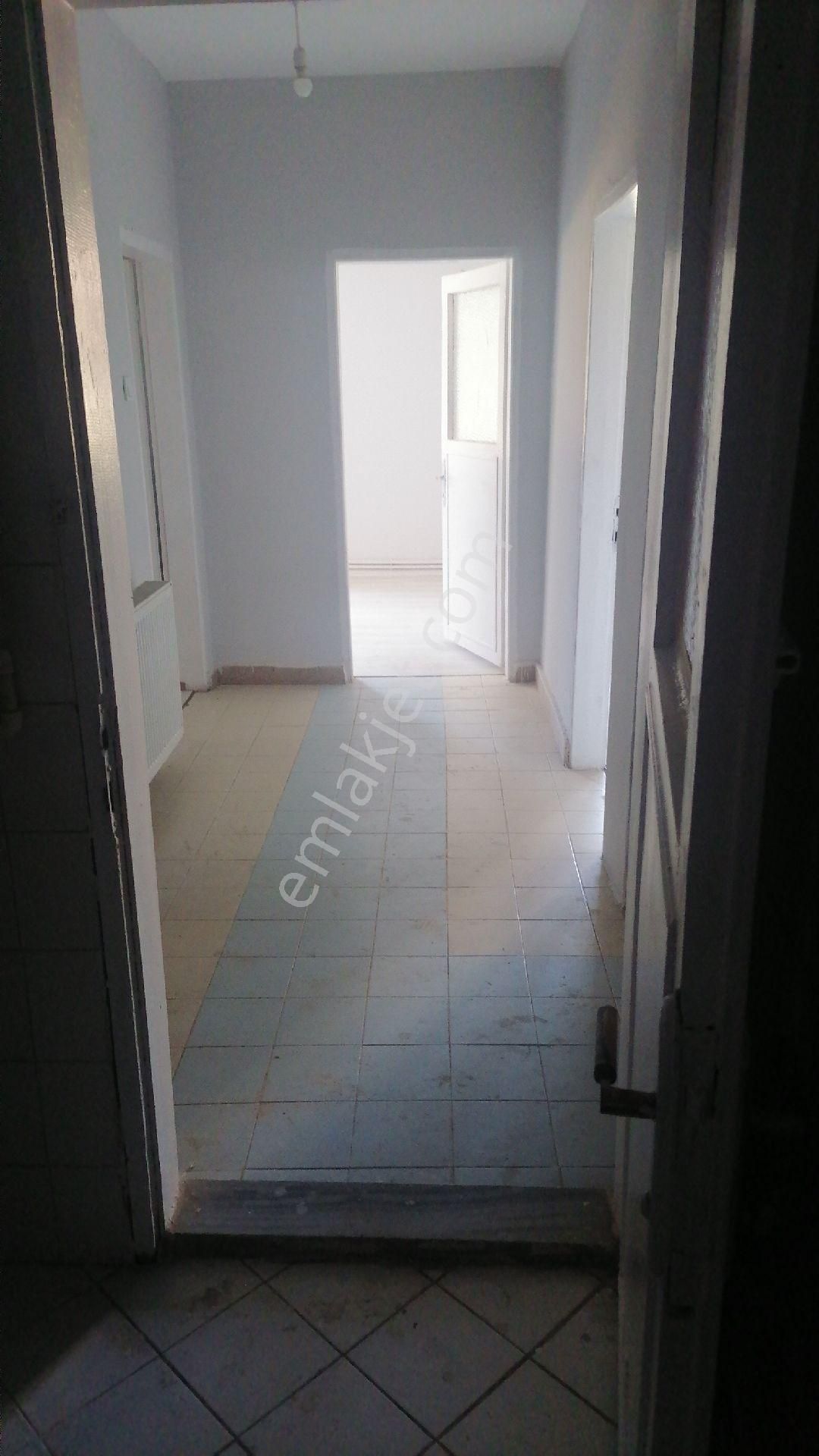 Ümraniye Ihlamurkuyu Metro Yürüme Mesafesi Yabancı Ya Uygun 1.kat 2 +1 İçi Yapılı Temiz Daire - Görsel 14