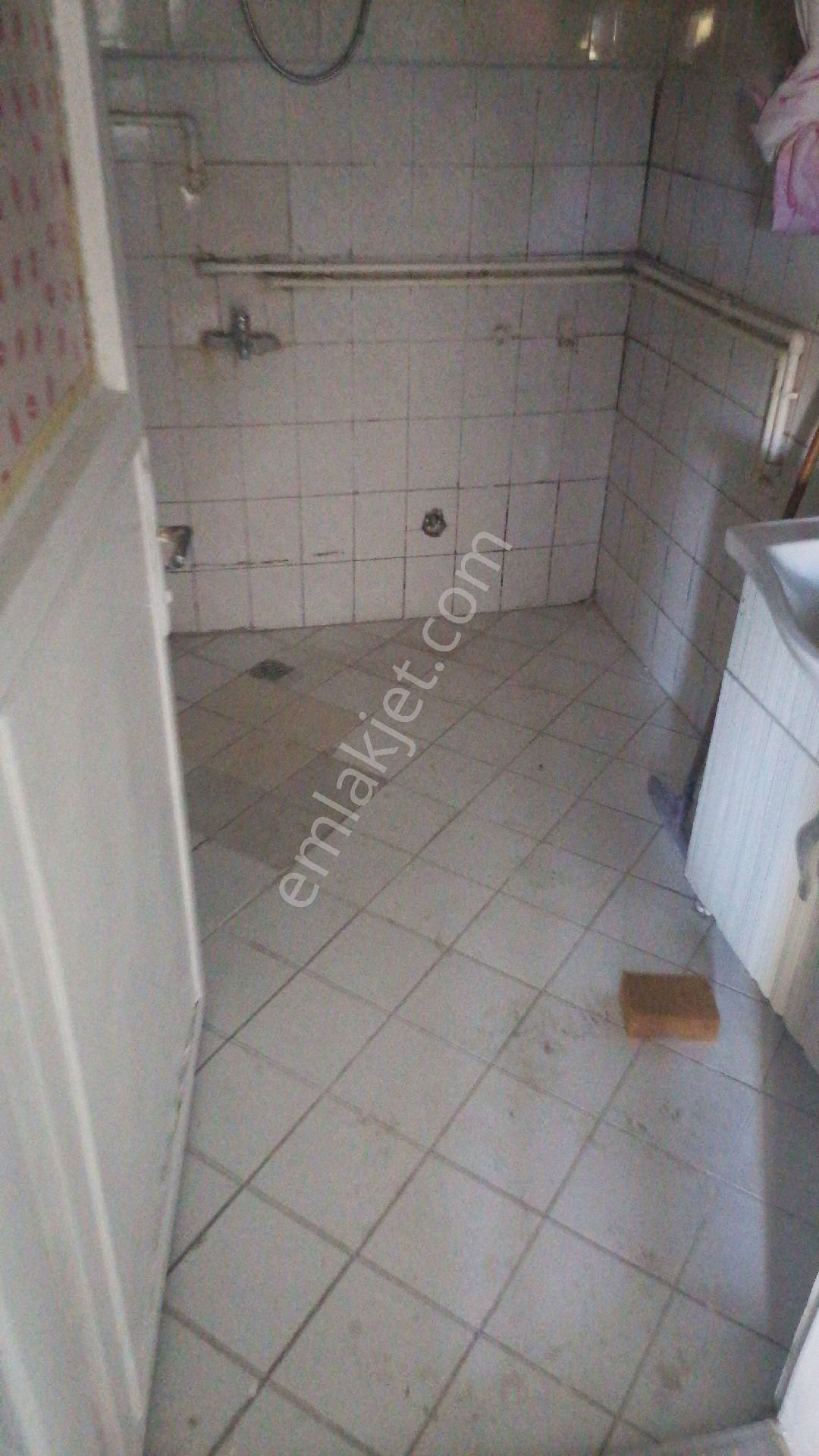 Ümraniye Ihlamurkuyu Metro Yürüme Mesafesi Yabancı Ya Uygun 1.kat 2 +1 İçi Yapılı Temiz Daire - Görsel 16
