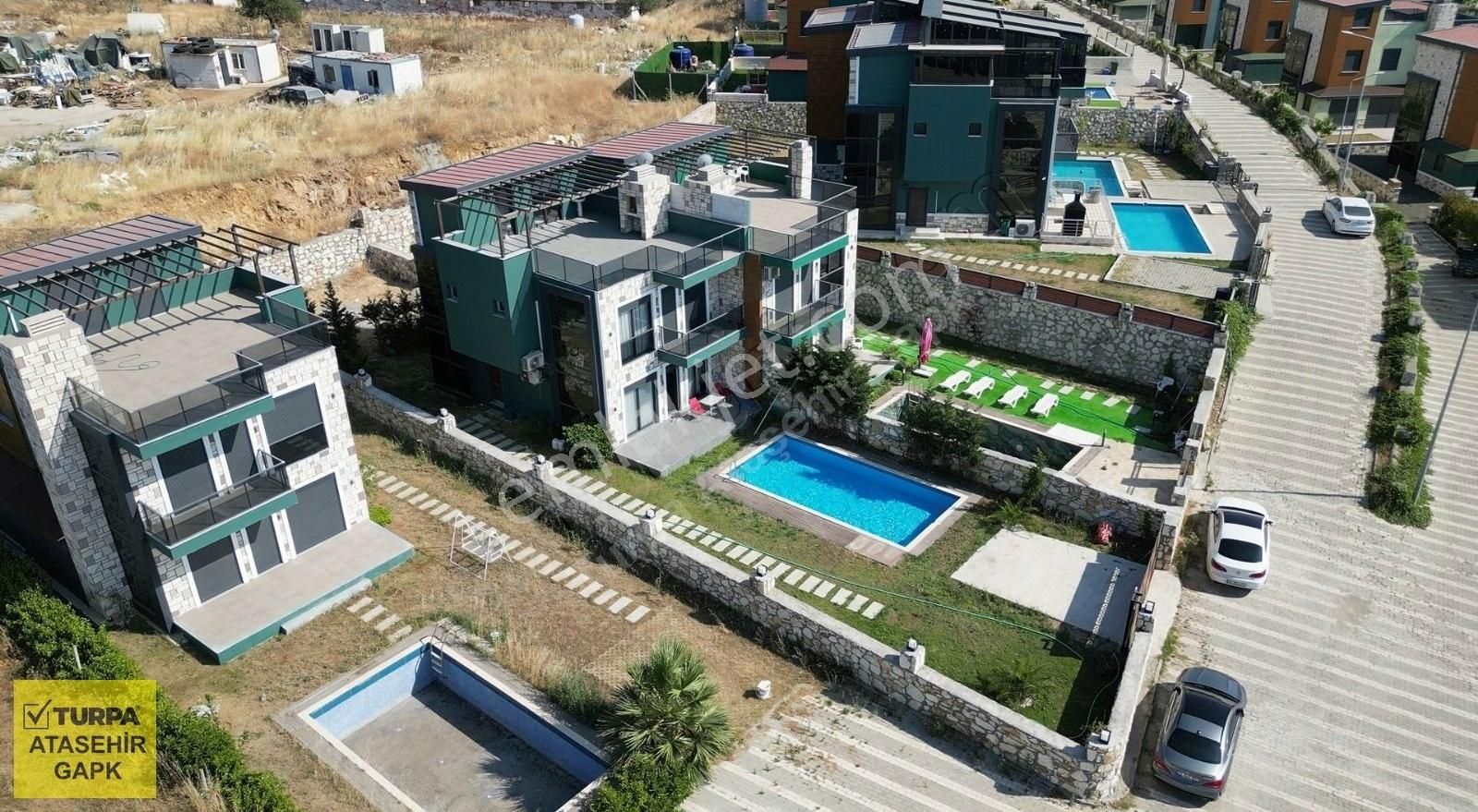 Kozbeyli Reva Sitesinde Müstakil Havuzlu Satılık 4+1 Villa - Görsel 22