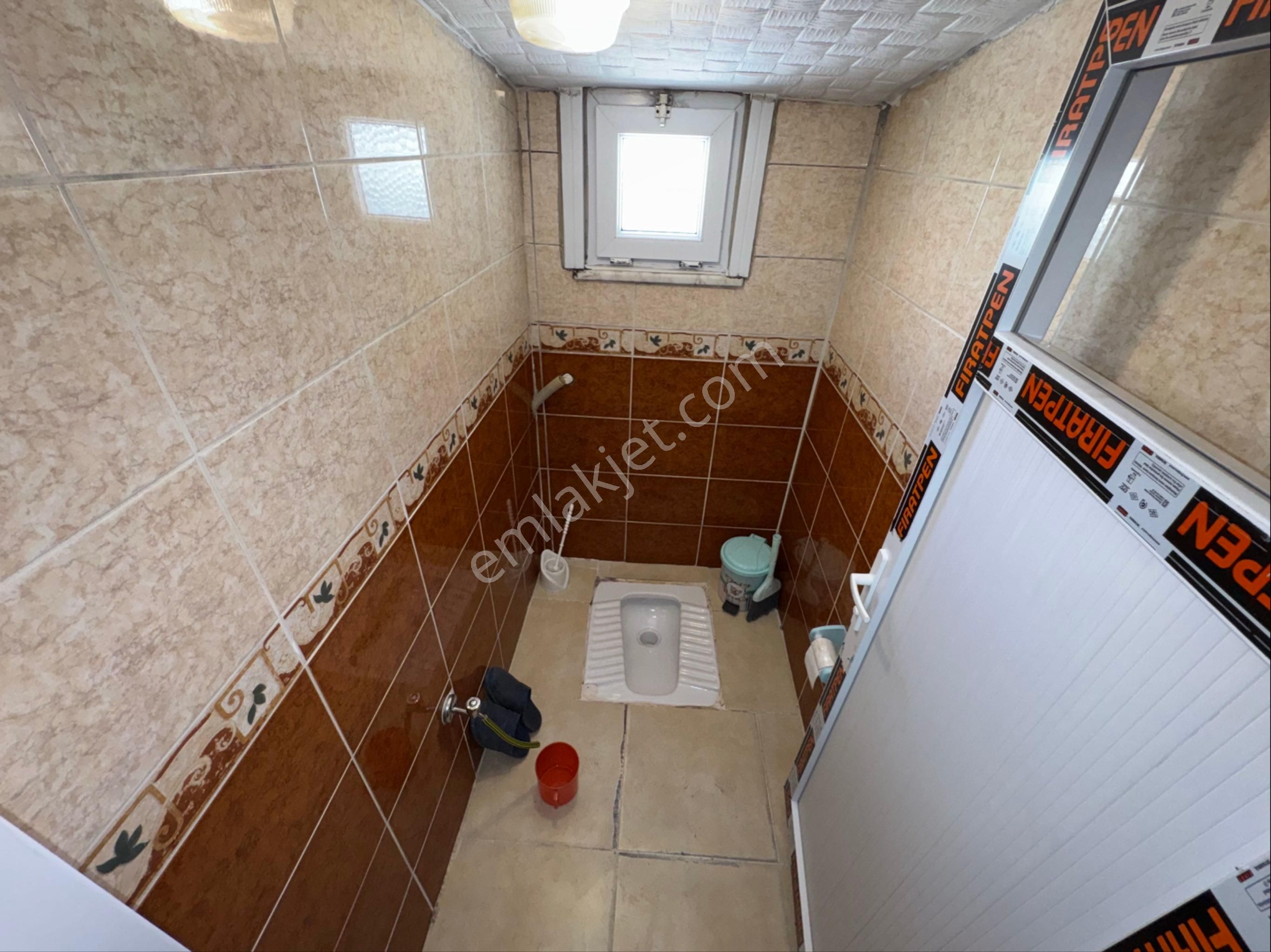 Zafer Yapı Gayrimenkulden Kiralık Çatıkatı 2+1 100m2 Komili Balkonlu Aile Binası Cebeci Mahde - Görsel 24