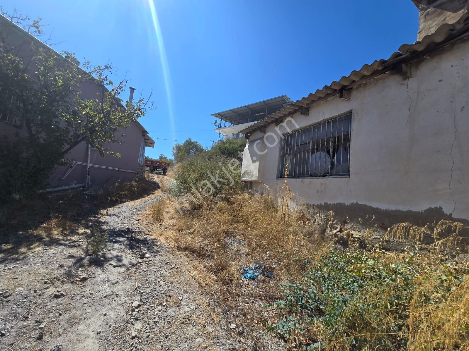 Satılık Kargir Ev Ve Avlusu 629 M² Arsa Muğla/milas/bozbük - Görsel 4