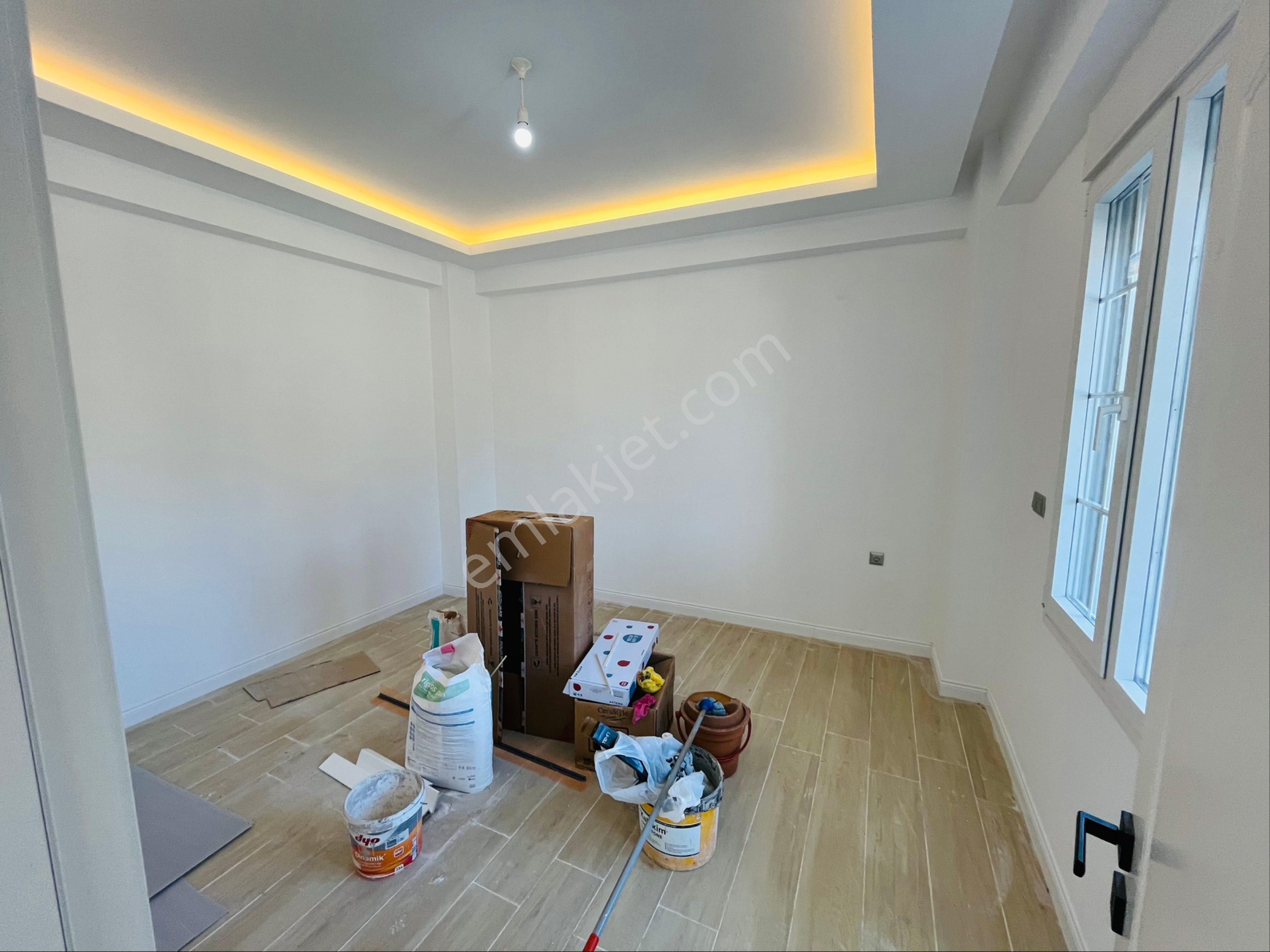 Altınoluk Narlı Bölgesinde Denize 250 Metre Bahçeli Yerden Isıtmalı Müstakil 4+1 Villa - Görsel 15