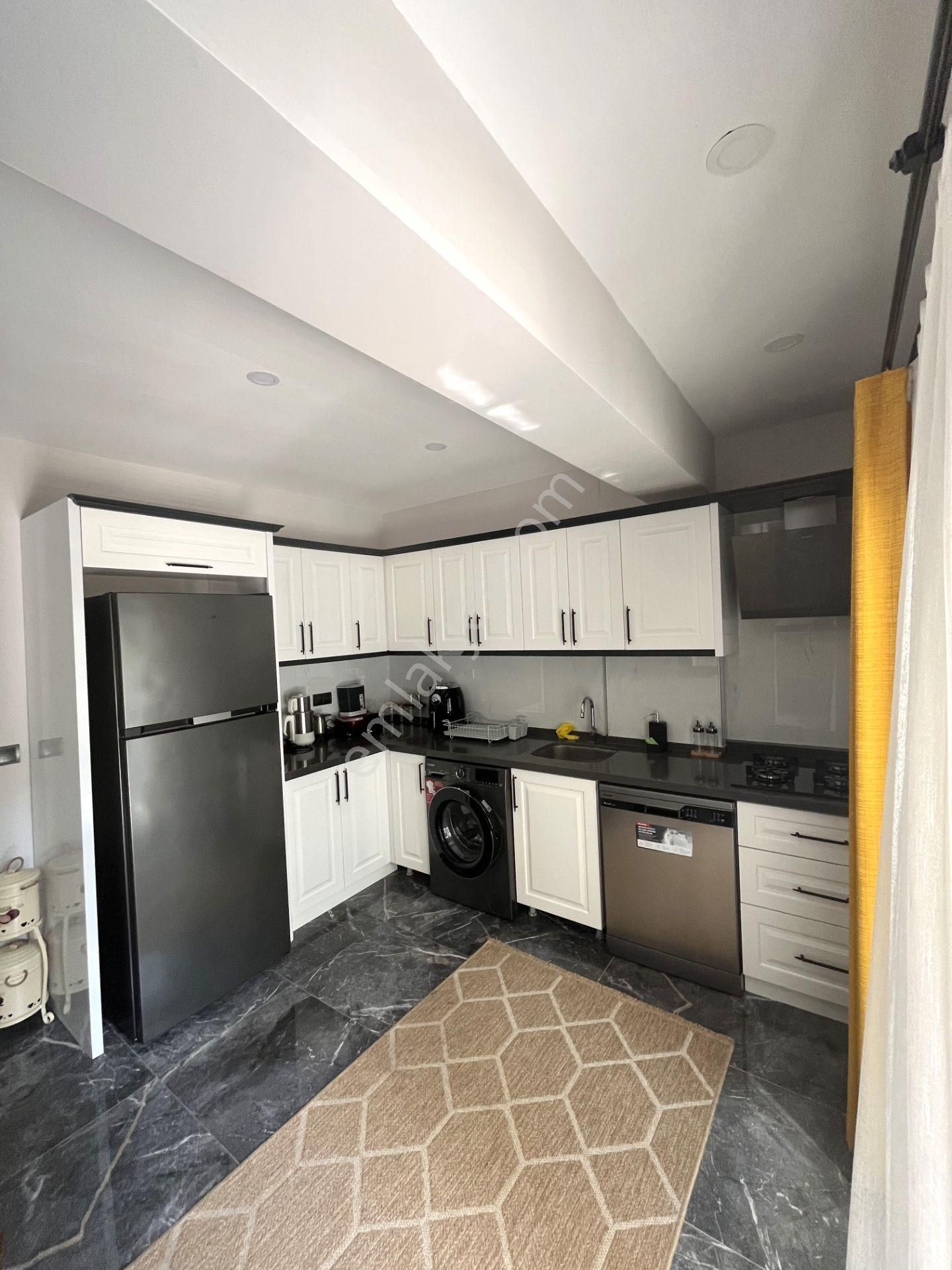 Goldhouse Dan Kiralık Karaçulhada Bahçeli Havuzlu 4+1 Villa - Görsel 5