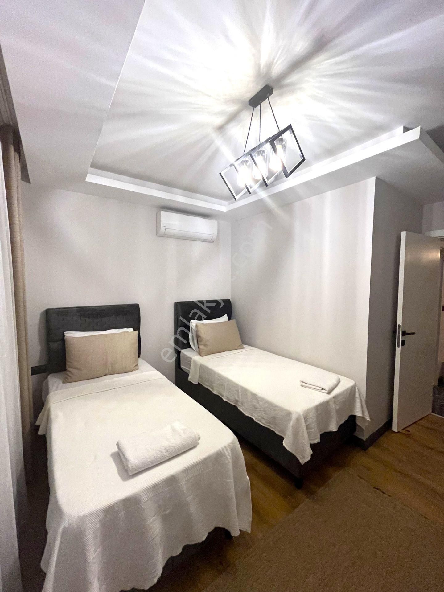 Goldhouse Dan Kiralık Karaçulhada Bahçeli Havuzlu 4+1 Villa - Görsel 15