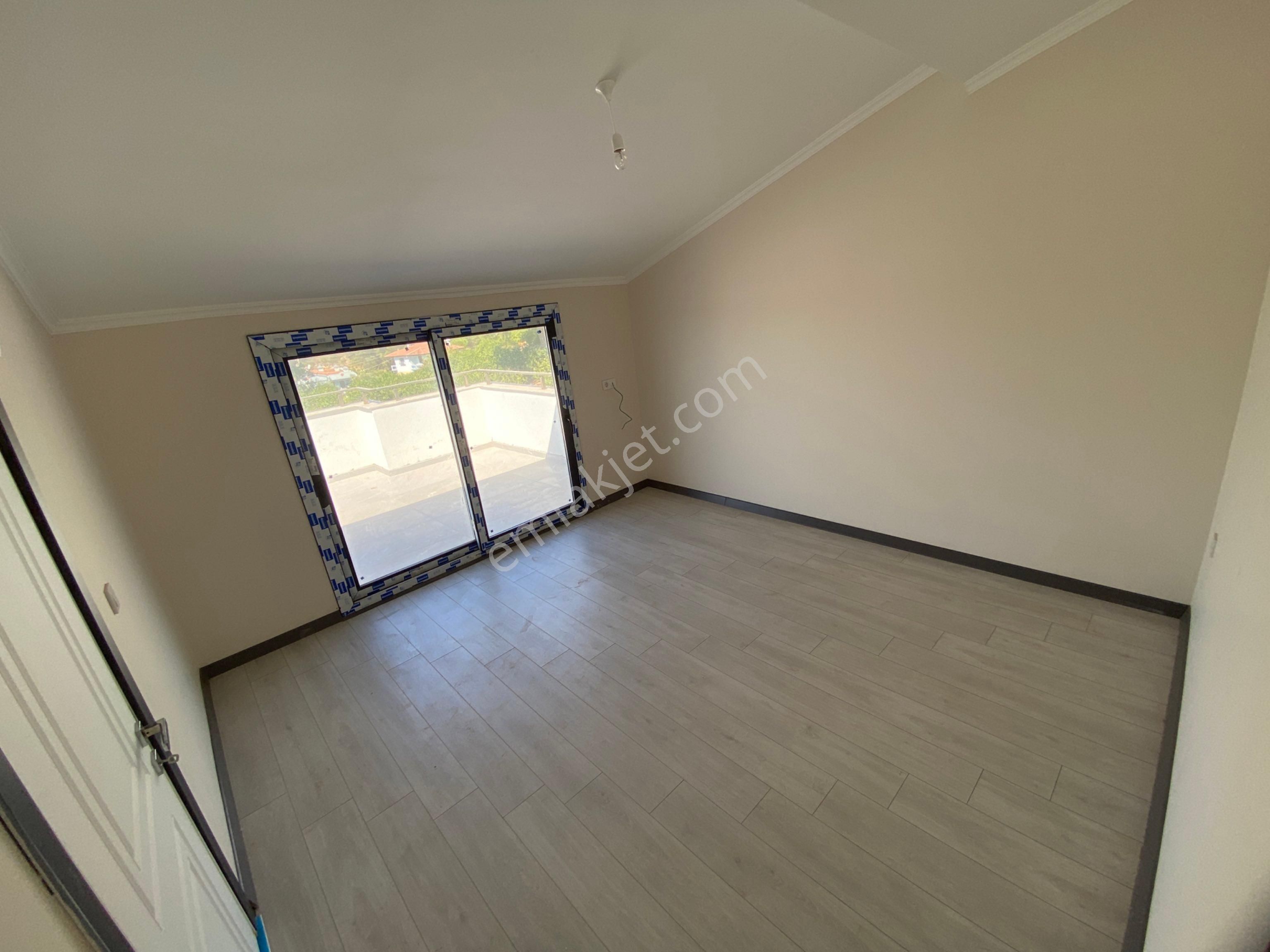 Özdere De Deniz Manzaralı Otoparklı Yazlık - Görsel 12