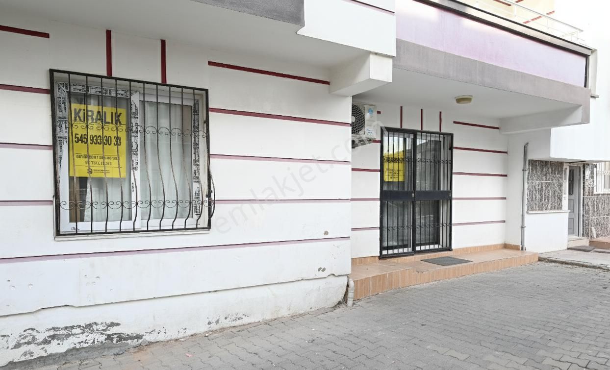 Üstünkent Emlak 1+1 Eşyalı Zemin Kat Kiralık Daire - Görsel 32