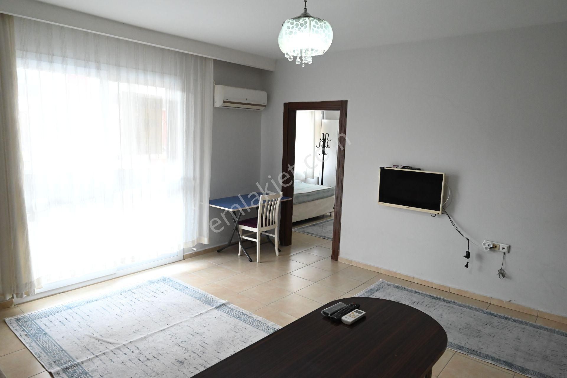 Üstünkent Emlak 1+1 Eşyalı Zemin Kat Kiralık Daire - Görsel 11