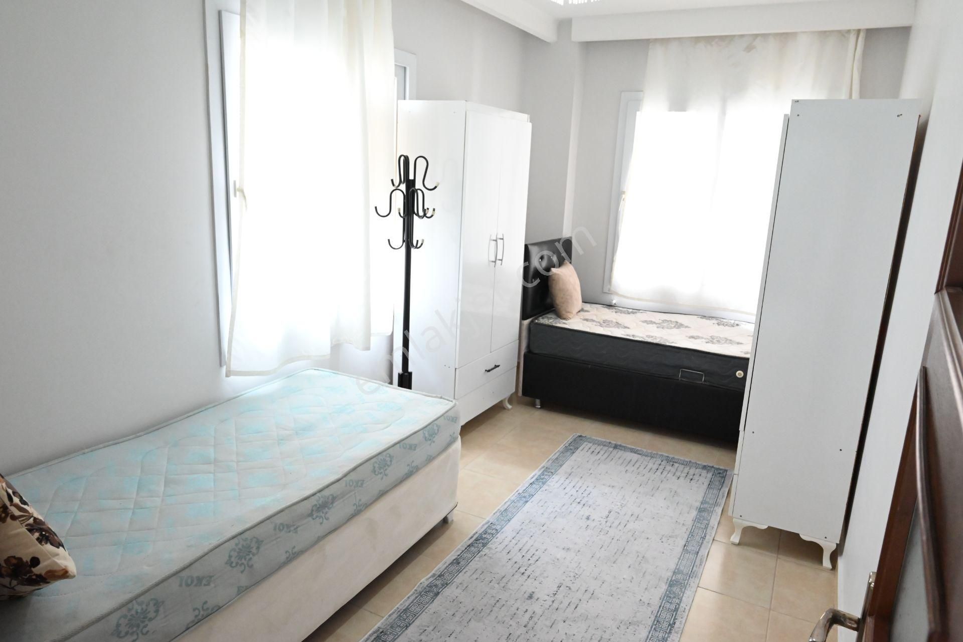 Üstünkent Emlak 1+1 Eşyalı Zemin Kat Kiralık Daire - Görsel 18