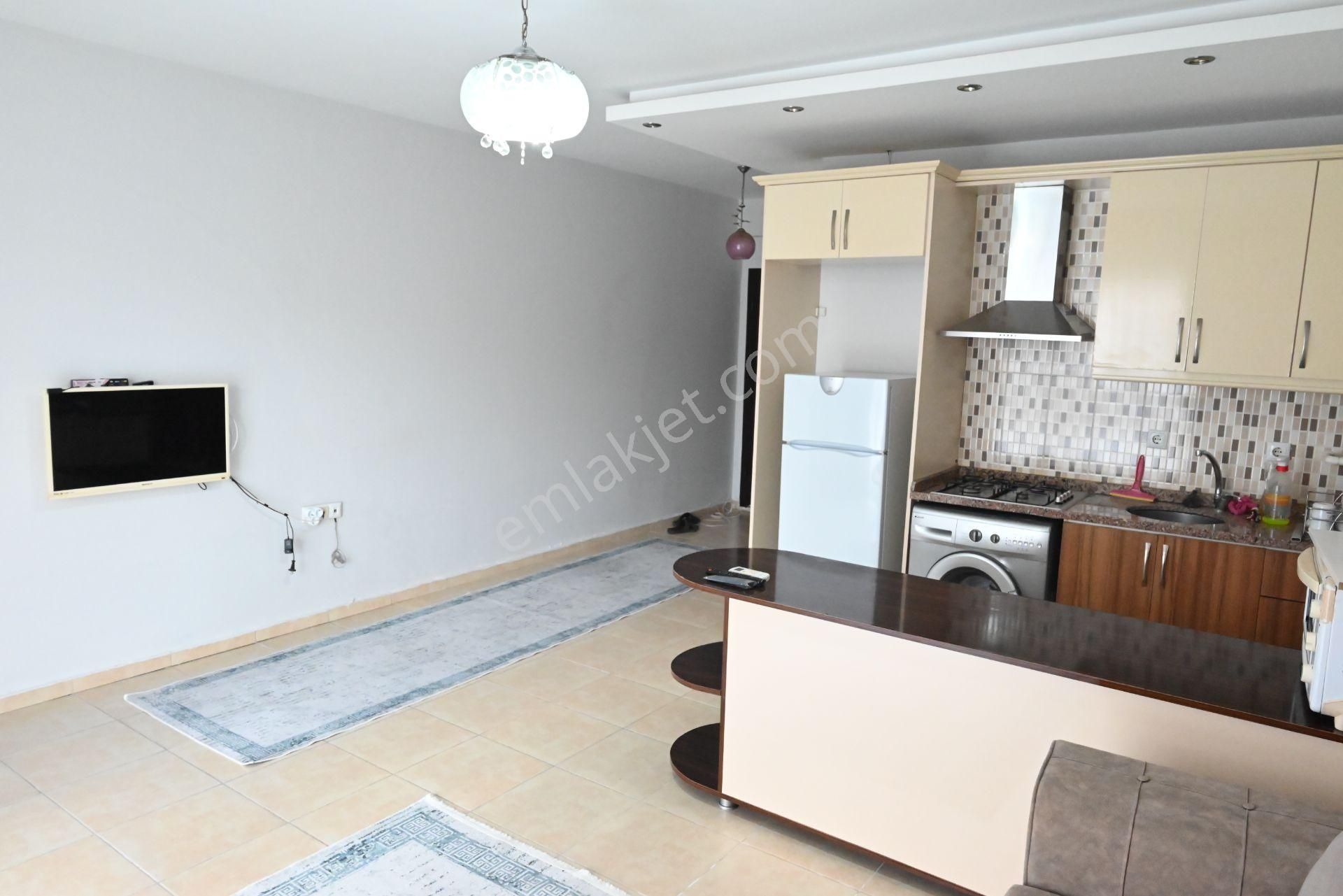 Üstünkent Emlak 1+1 Eşyalı Zemin Kat Kiralık Daire - Görsel 8