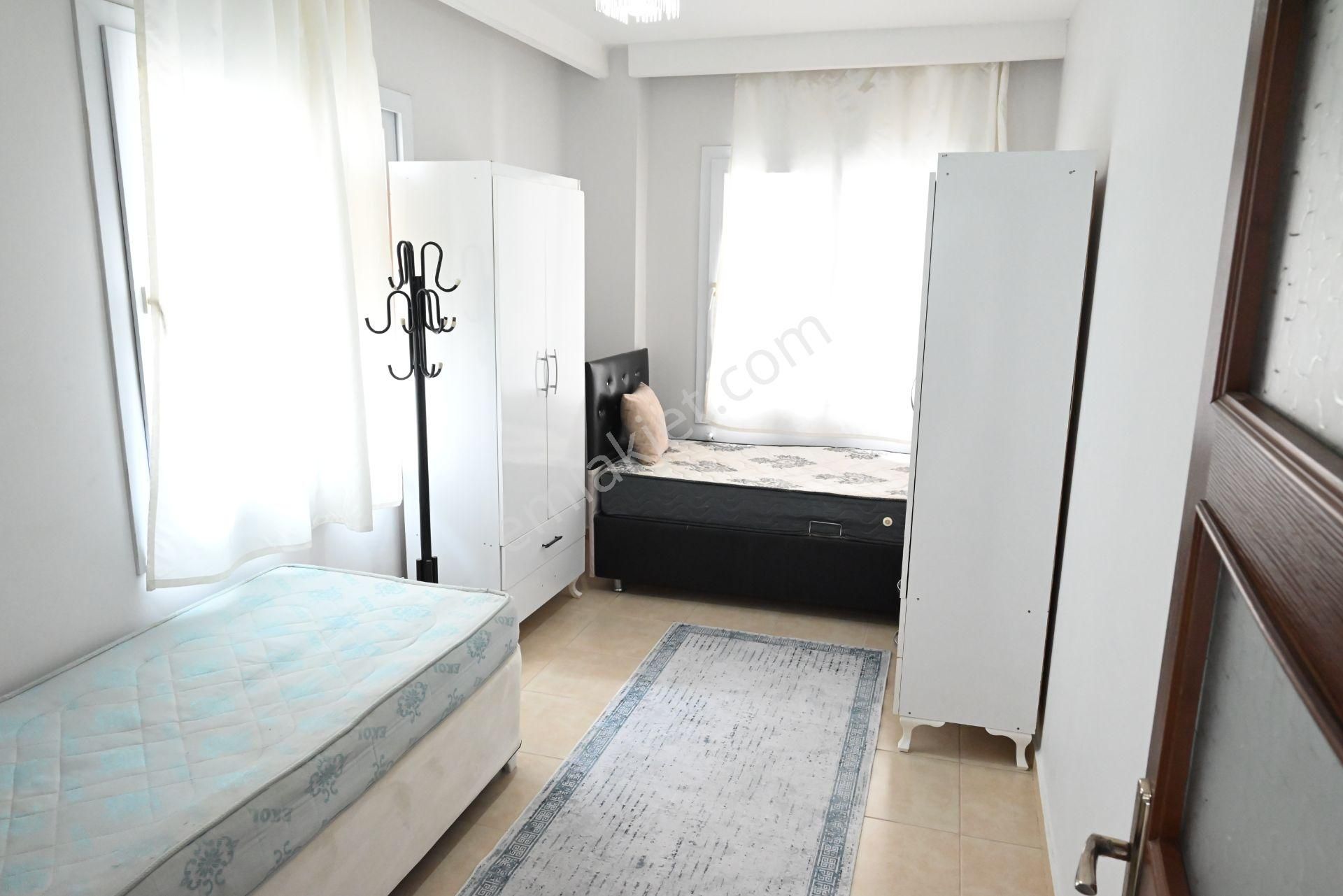 Üstünkent Emlak 1+1 Eşyalı Zemin Kat Kiralık Daire - Görsel 17