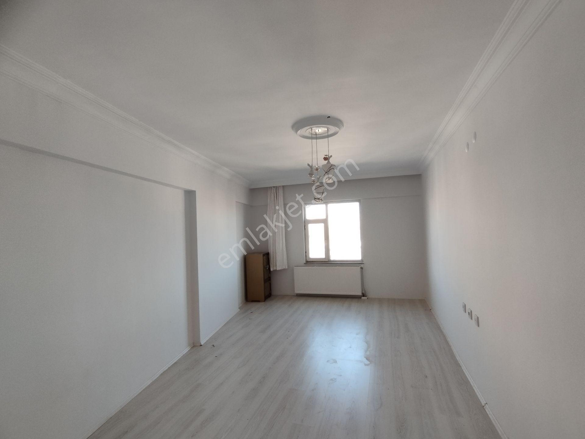Alihan G.m.den İzzetpaşa Mah.şehit İlhanlar Caddesi Full Geniş Balkonlu Satılık Dupleks - Görsel 22