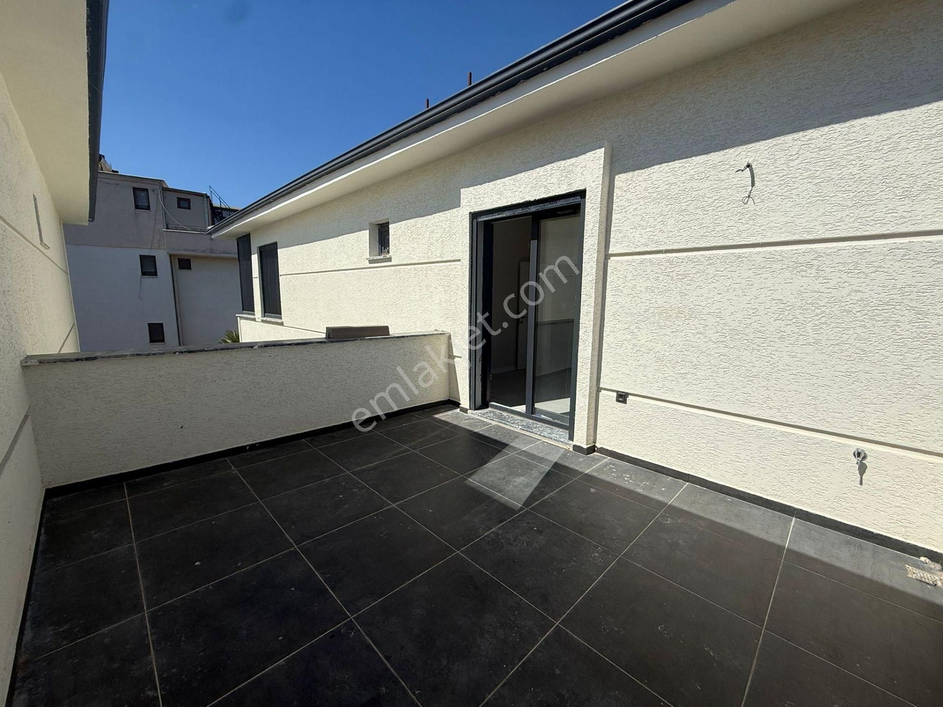 Modern Ve Şık Yapısıyla Havuzlu Doğayla İç İçe Satılık 4+1 Villa - Görsel 33