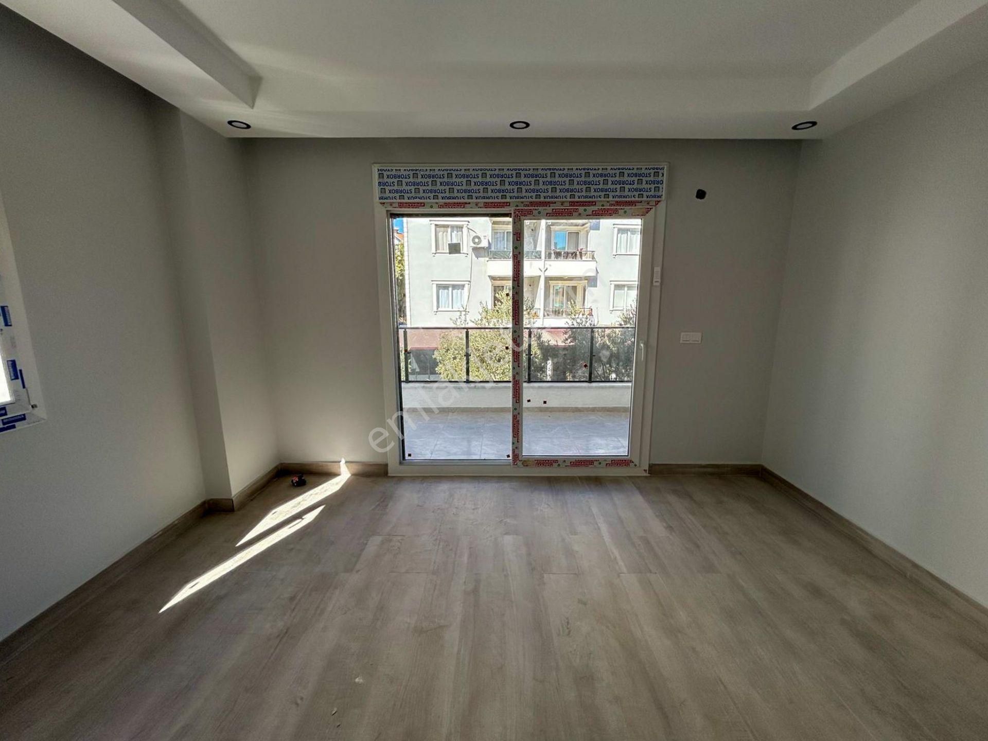 No:10 Gayrimenkul’den Altınova Merkezde, Cadde Üstü 2+1 Daire – 90 M² - Görsel 7