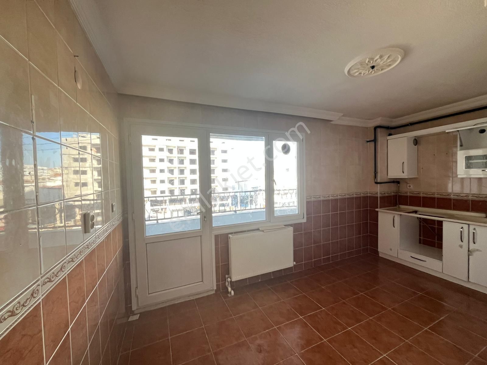 Ayrancılar Staremlaktan Izmıraydın Yolunda Kiralık 3+1 155m Arakat Daire - Görsel 9