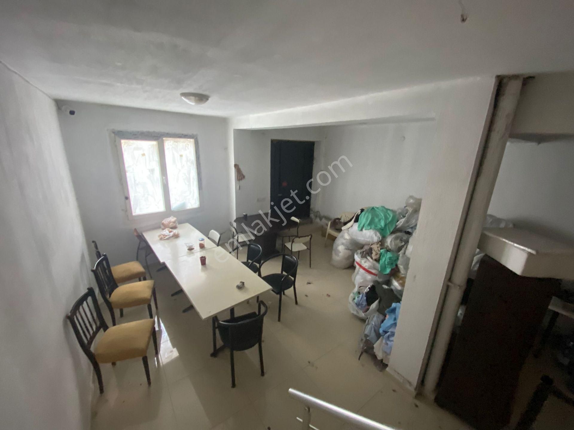 Acill Konak Ulubatlı Mah.de Ana Yol Yakını 320m2 Batarlı 3 Bölmeli Hazır Kiracılı Satılık Dükkan - Görsel 6