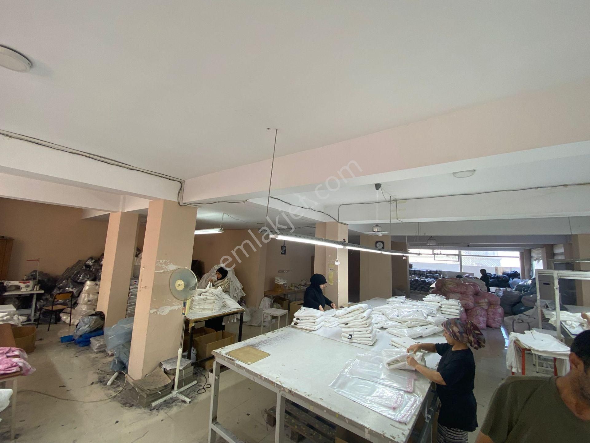 Acill Konak Ulubatlı Mah.de Ana Yol Yakını 320m2 Batarlı 3 Bölmeli Hazır Kiracılı Satılık Dükkan - Görsel 2