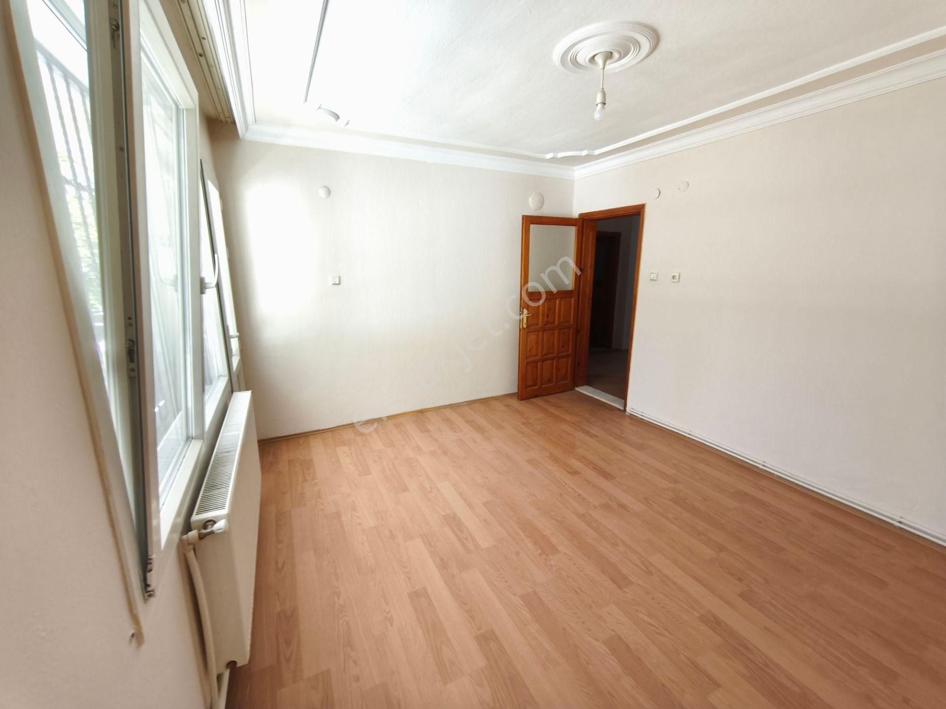 Sarnıç Giriş Kat Kombili Geniş Kiralık 2+1 Daire - Görsel 12