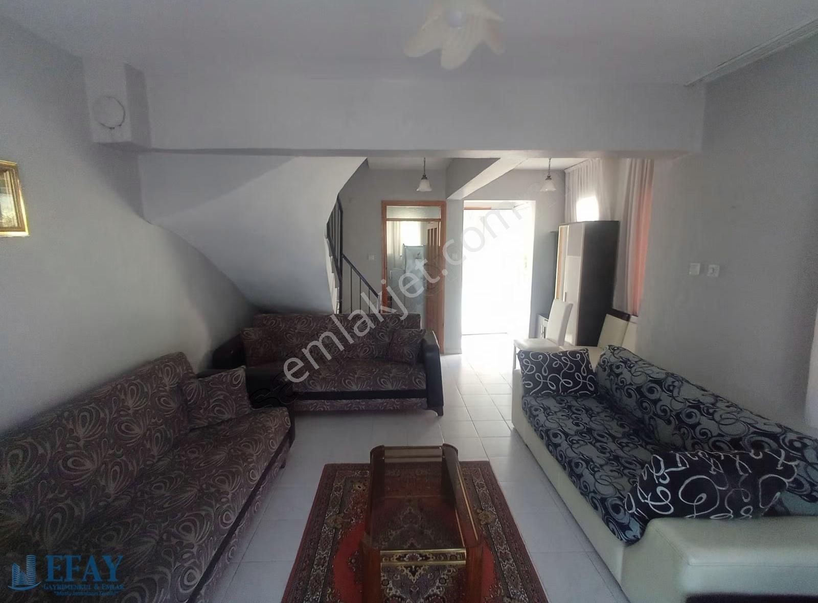 Denize Ve Merkeze Yürüyüş Mesafesinde Mükemmel Konumlu Villa - Görsel 10