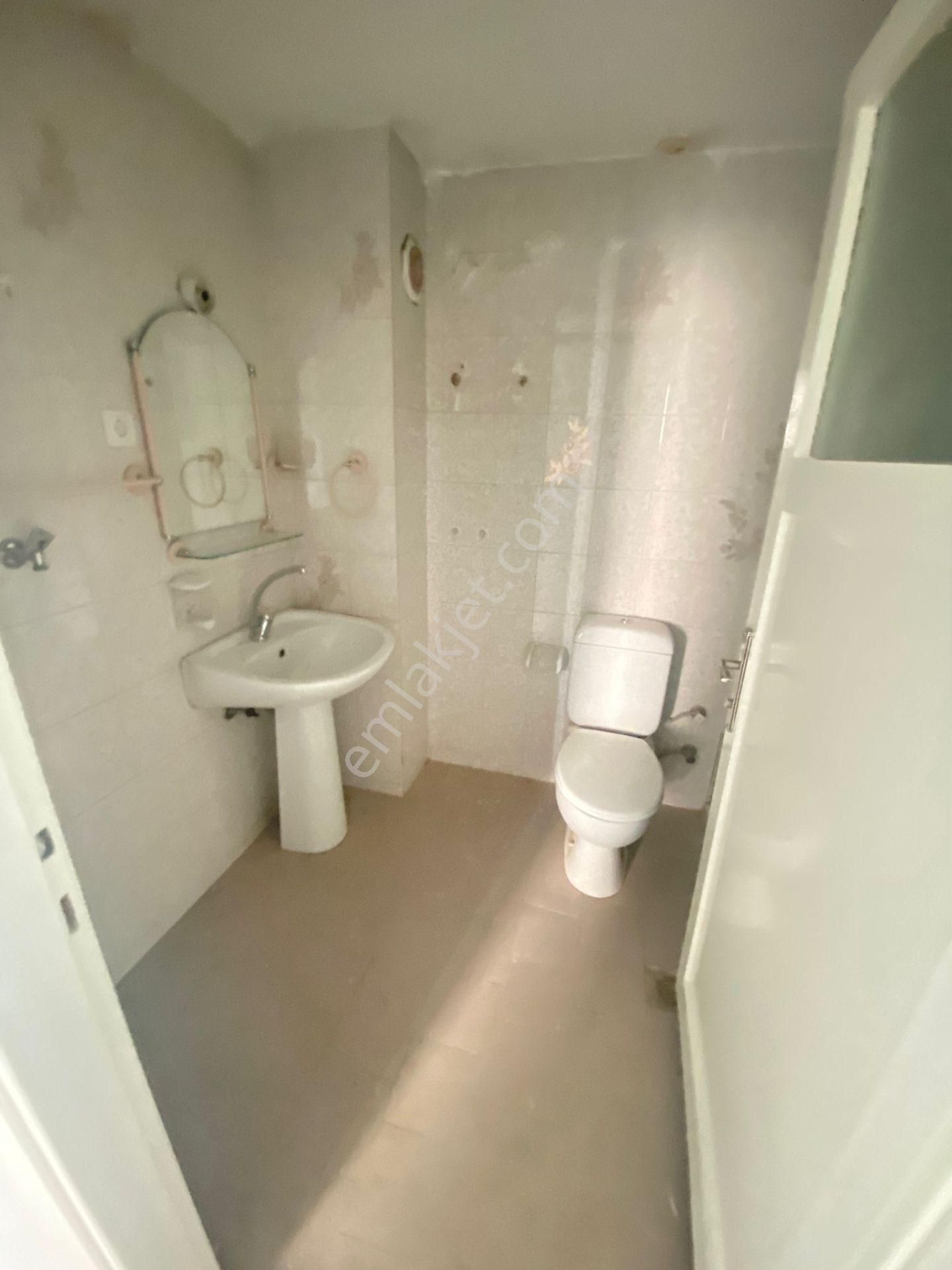 Buca Efeler Mah.de Şirinyer Merkez Yakını 3+1 125m2 Dgazlı Ayrı Mutfak Arakat Kiralık Daire - Görsel 19