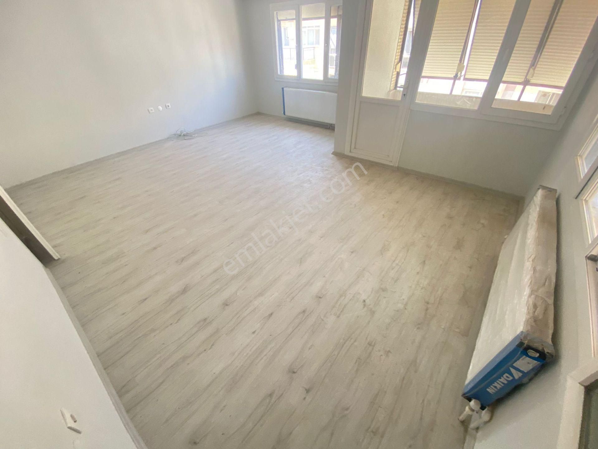 Buca Efeler Mah.de Şirinyer Merkez Yakını 3+1 125m2 Dgazlı Ayrı Mutfak Arakat Kiralık Daire - Görsel 4