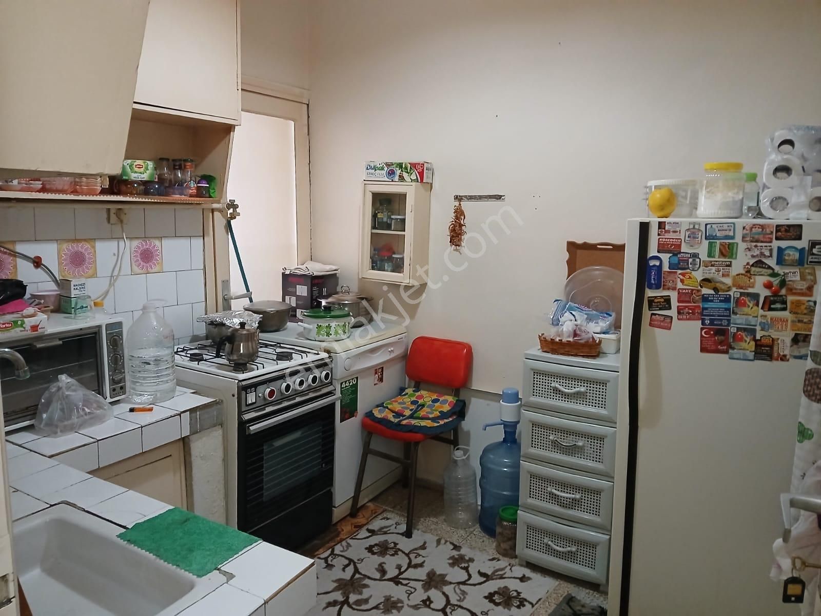 Aydın Nazilli Altıntaş Mahallesi Çarşı İçinde Ofise Uygun Satılık 2+1 Daire