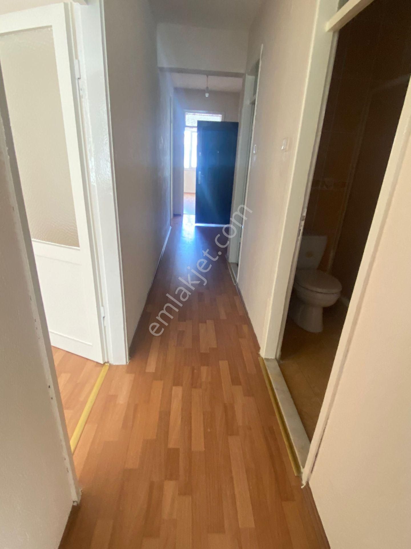 Buca Efeler Mah.de Şirinyer Merkez Yakını 2+1 95m2 Ayrı Mutfak Havadar Kiralık Daire - Görsel 20