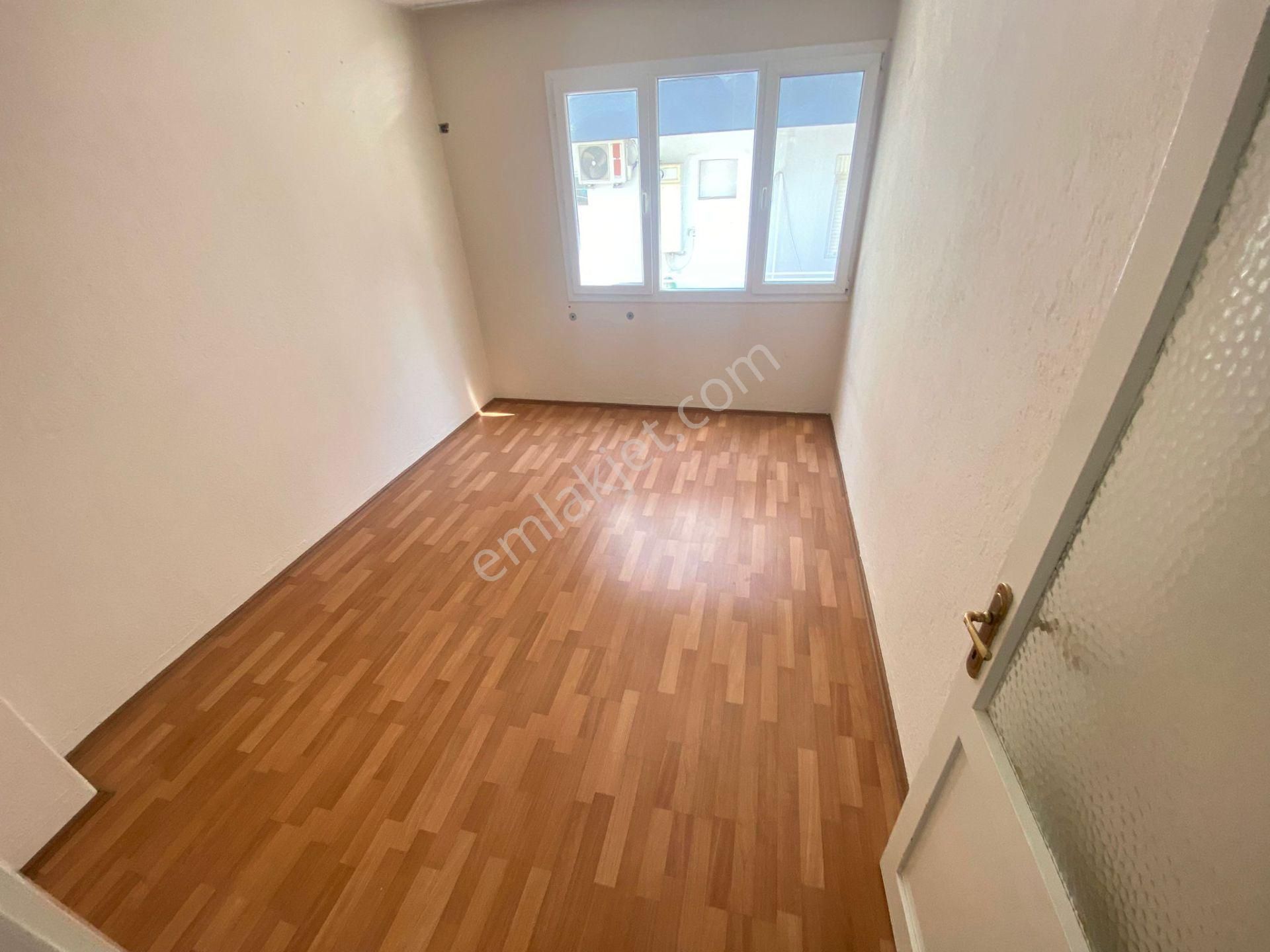 Buca Efeler Mah.de Şirinyer Merkez Yakını 2+1 95m2 Ayrı Mutfak Havadar Kiralık Daire - Görsel 10