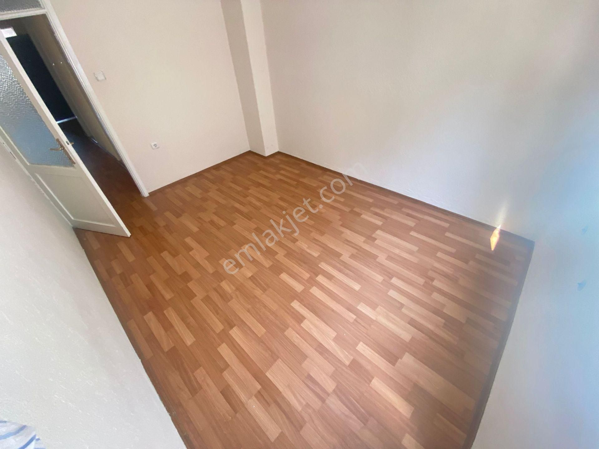 Buca Efeler Mah.de Şirinyer Merkez Yakını 2+1 95m2 Ayrı Mutfak Havadar Kiralık Daire - Görsel 11