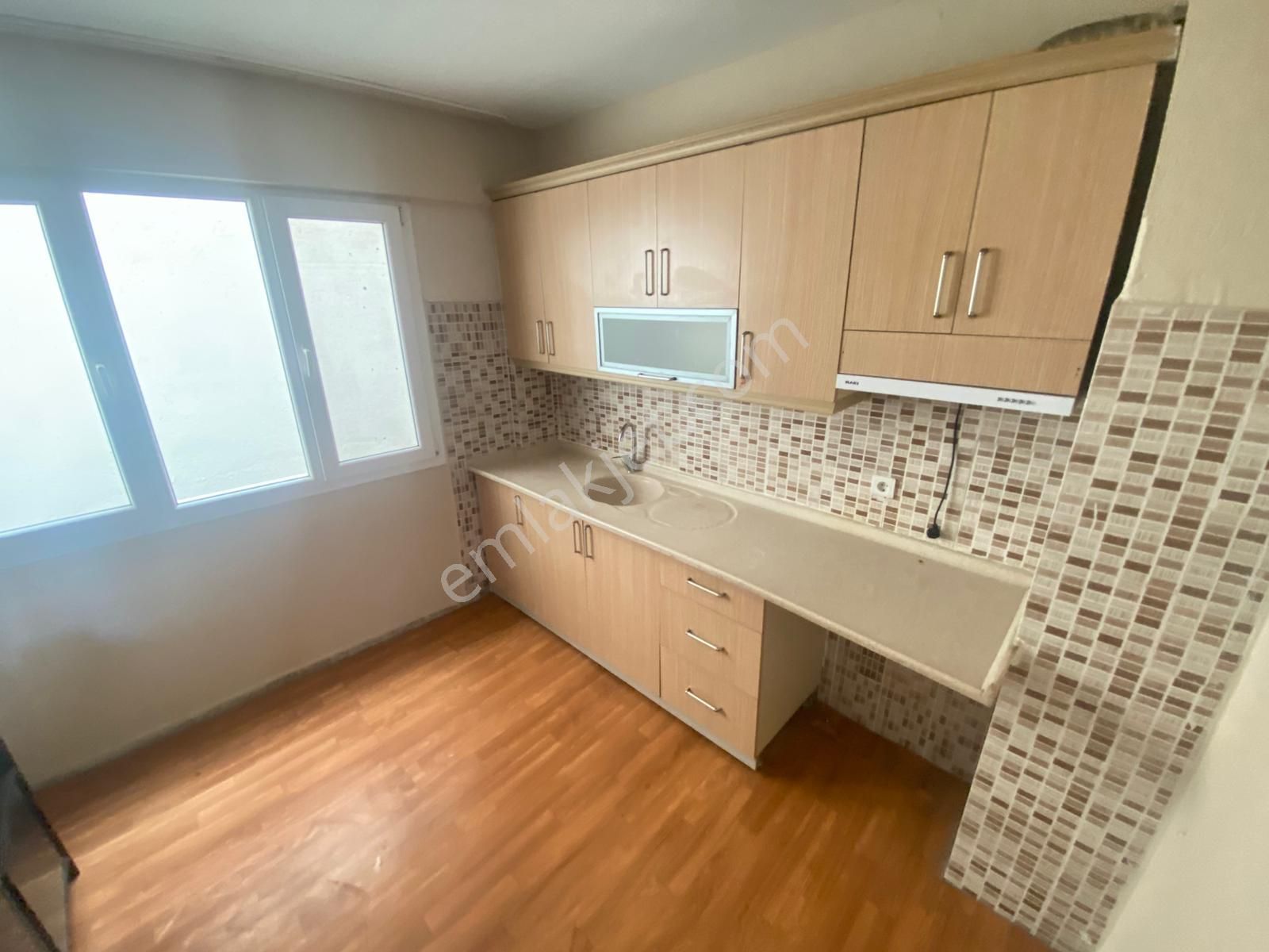 Buca Efeler Mah.de Şirinyer Merkez Yakını 2+1 95m2 Ayrı Mutfak Havadar Kiralık Daire - Görsel 14