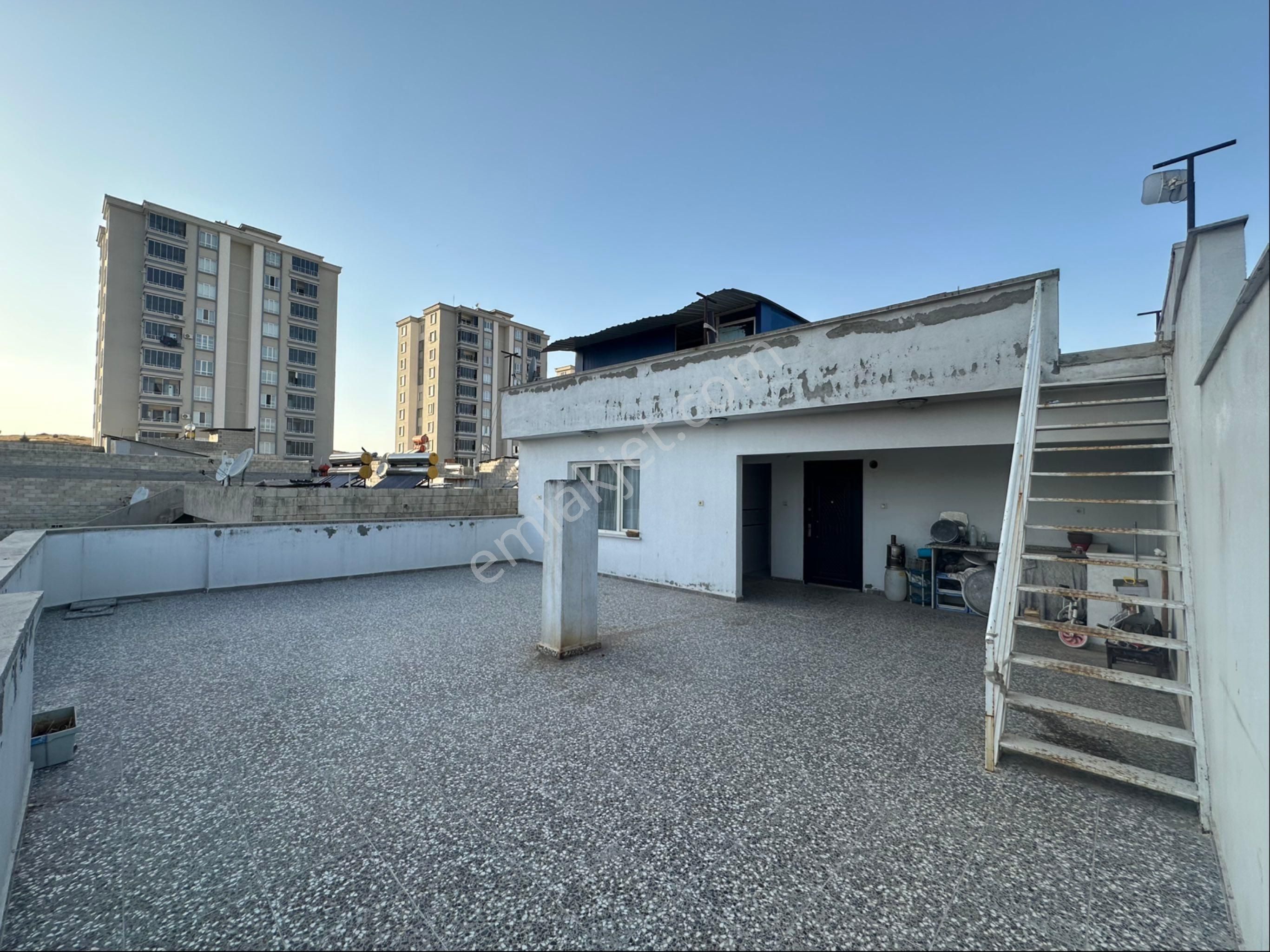 M Çiçek Gyo’dan Ana Cadde Üzerinde Satlık Bina - Görsel 17