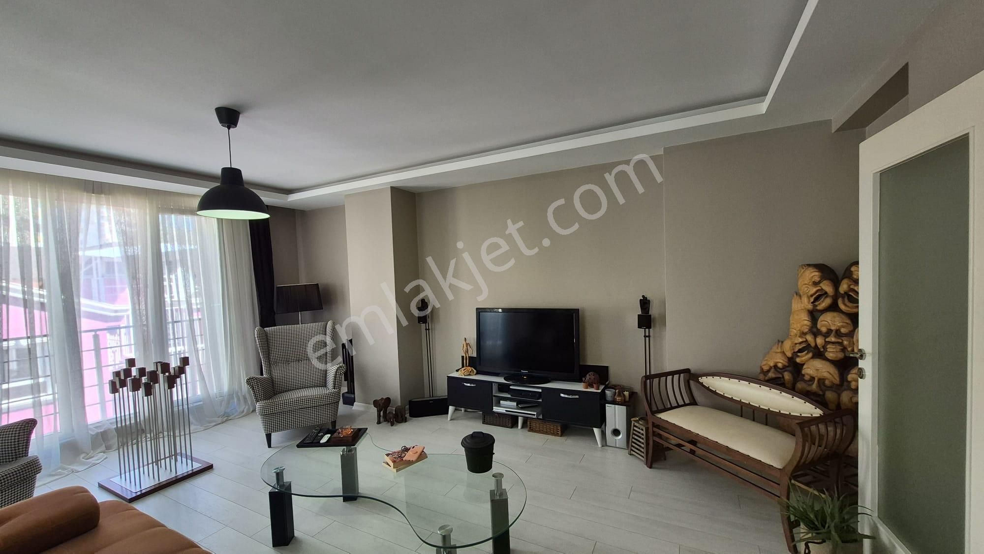 Çekmeköy Mimar Sinan Mah Satılık 3+1 Geniş Dubleks Daire - Görsel 4