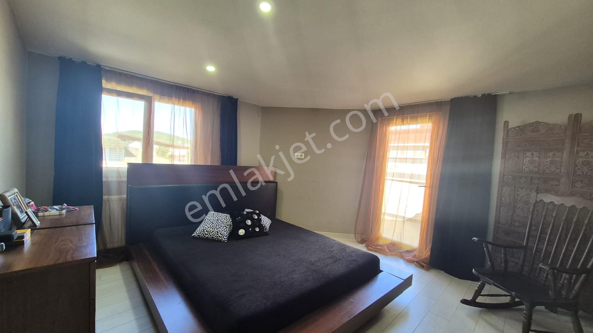 Çekmeköy Mimar Sinan Mah Satılık 3+1 Geniş Dubleks Daire - Görsel 25