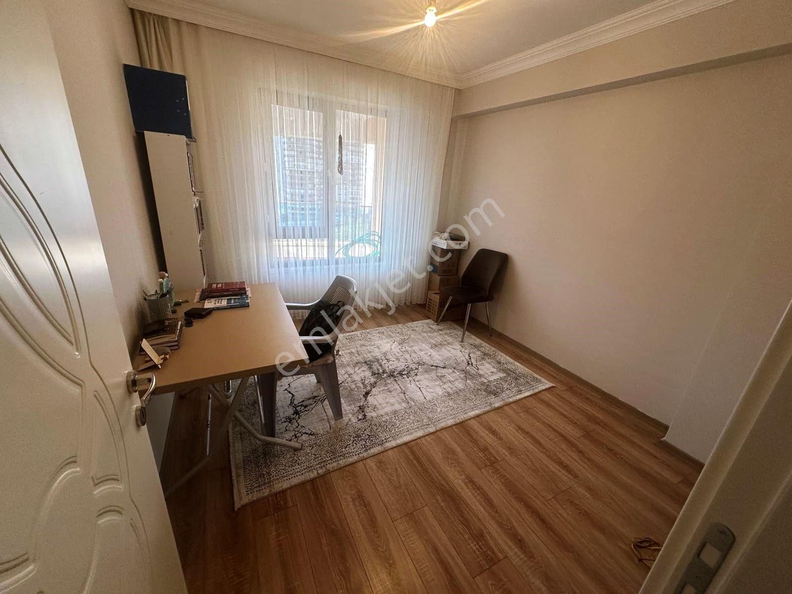 Relax'tan Bulvar Paraleli Çift Bloklu Sitede 4+1 Yerden Isıtmalı - Görsel 13