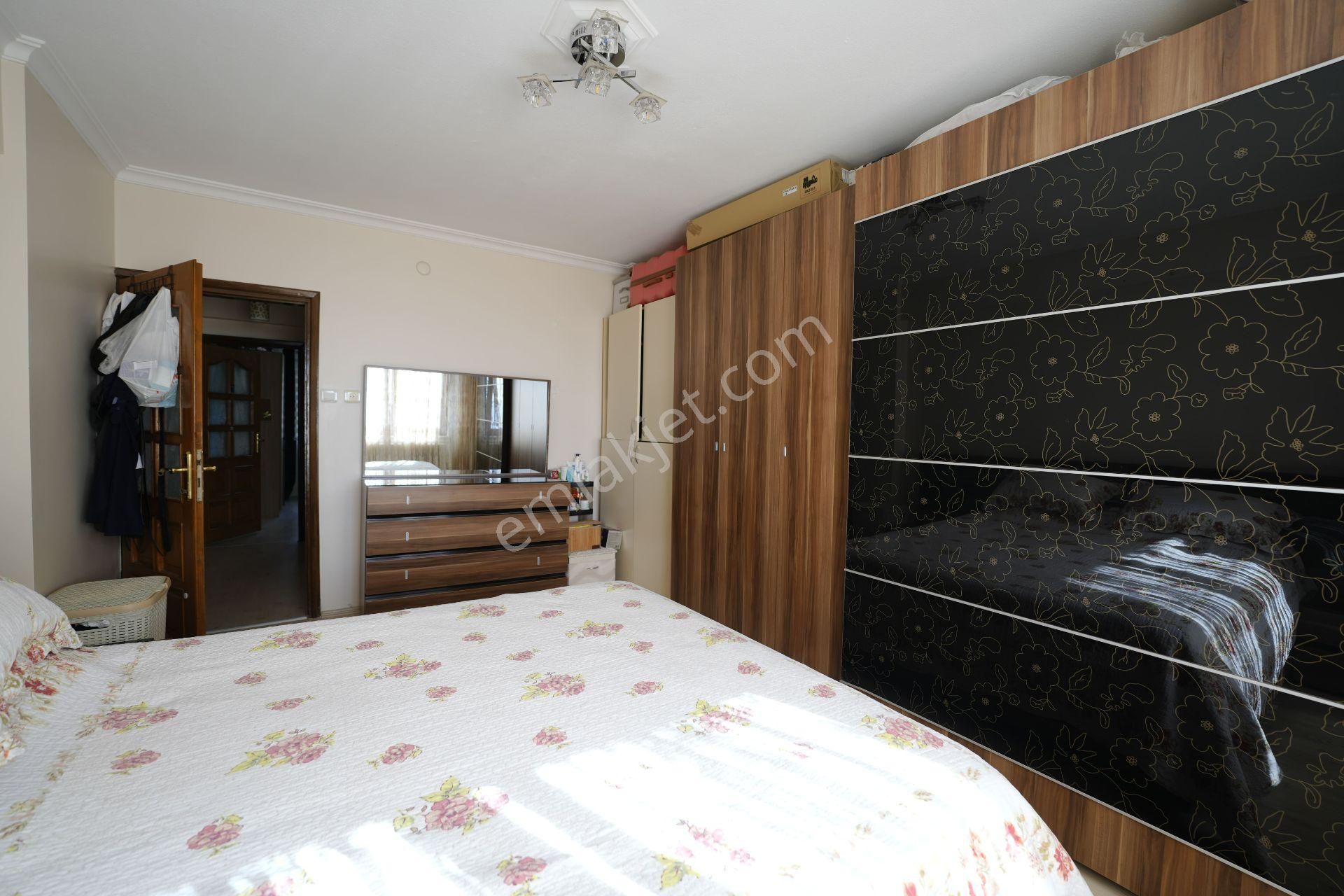 C21 Cius; Akkanlar Sitesi'nde Deniz Manzaralı 3+1 Ara Kat Daire - Görsel 16
